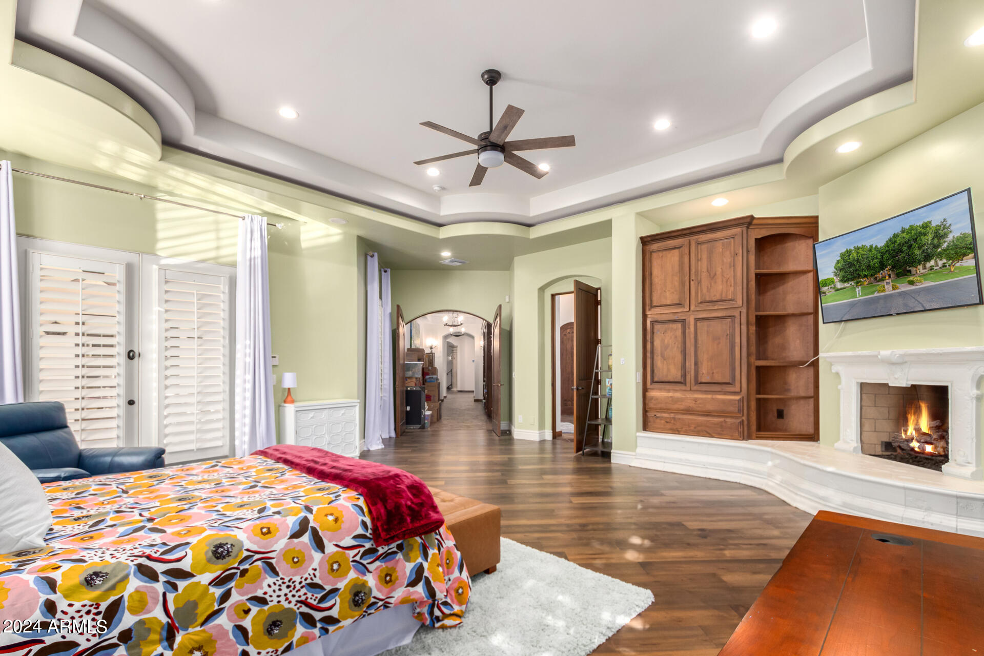 CROWN POINT - Residential