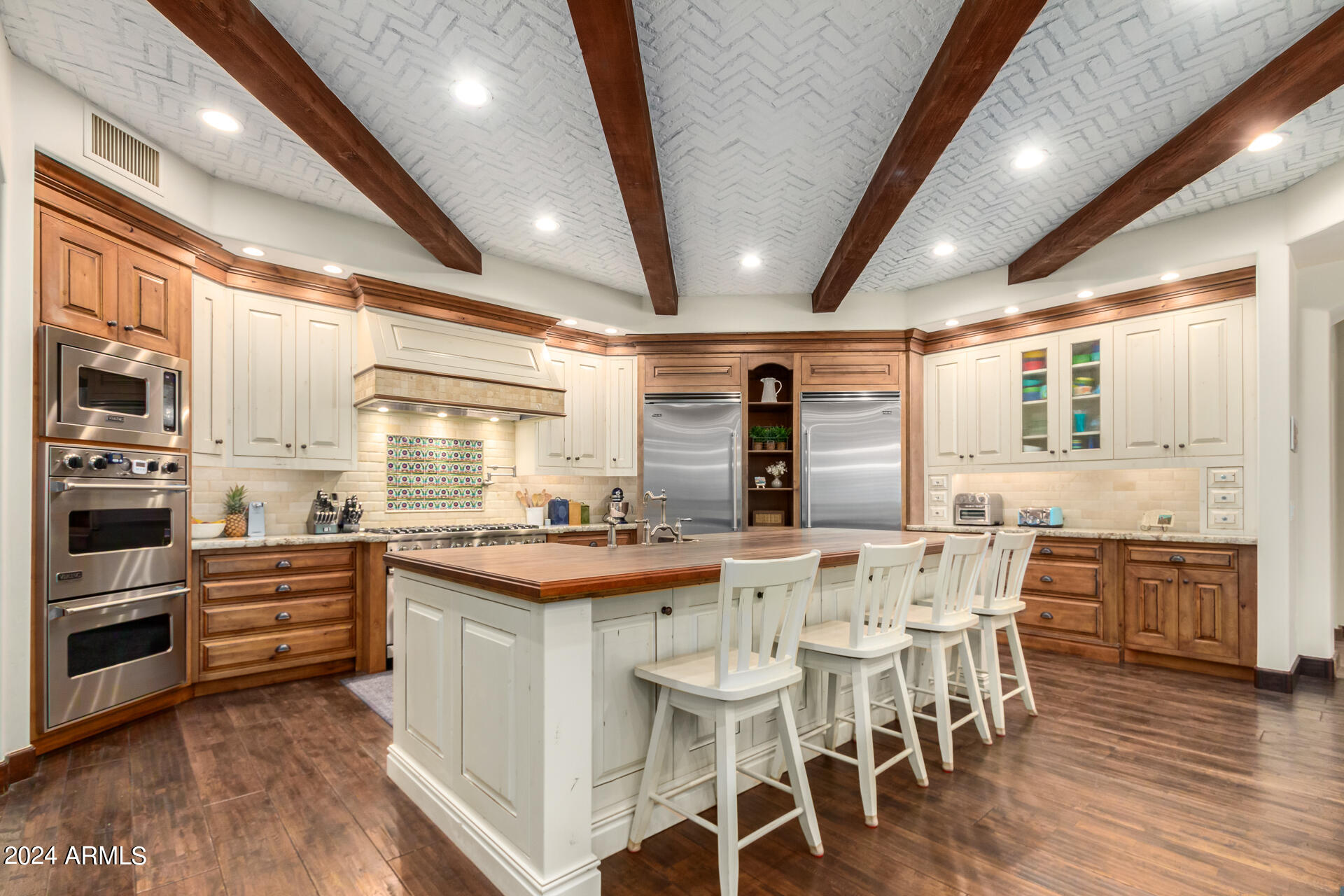 CROWN POINT - Residential