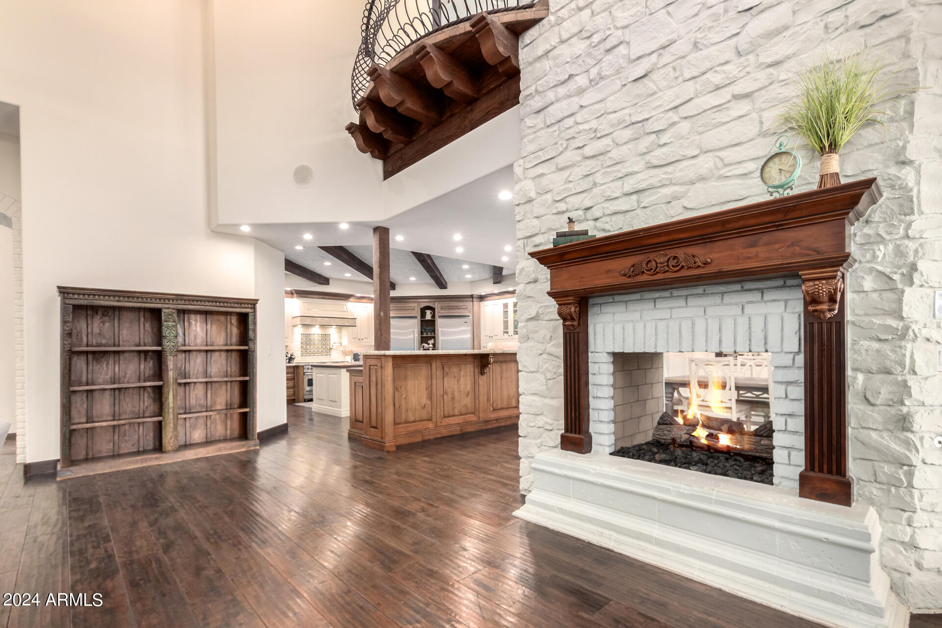 CROWN POINT - Residential