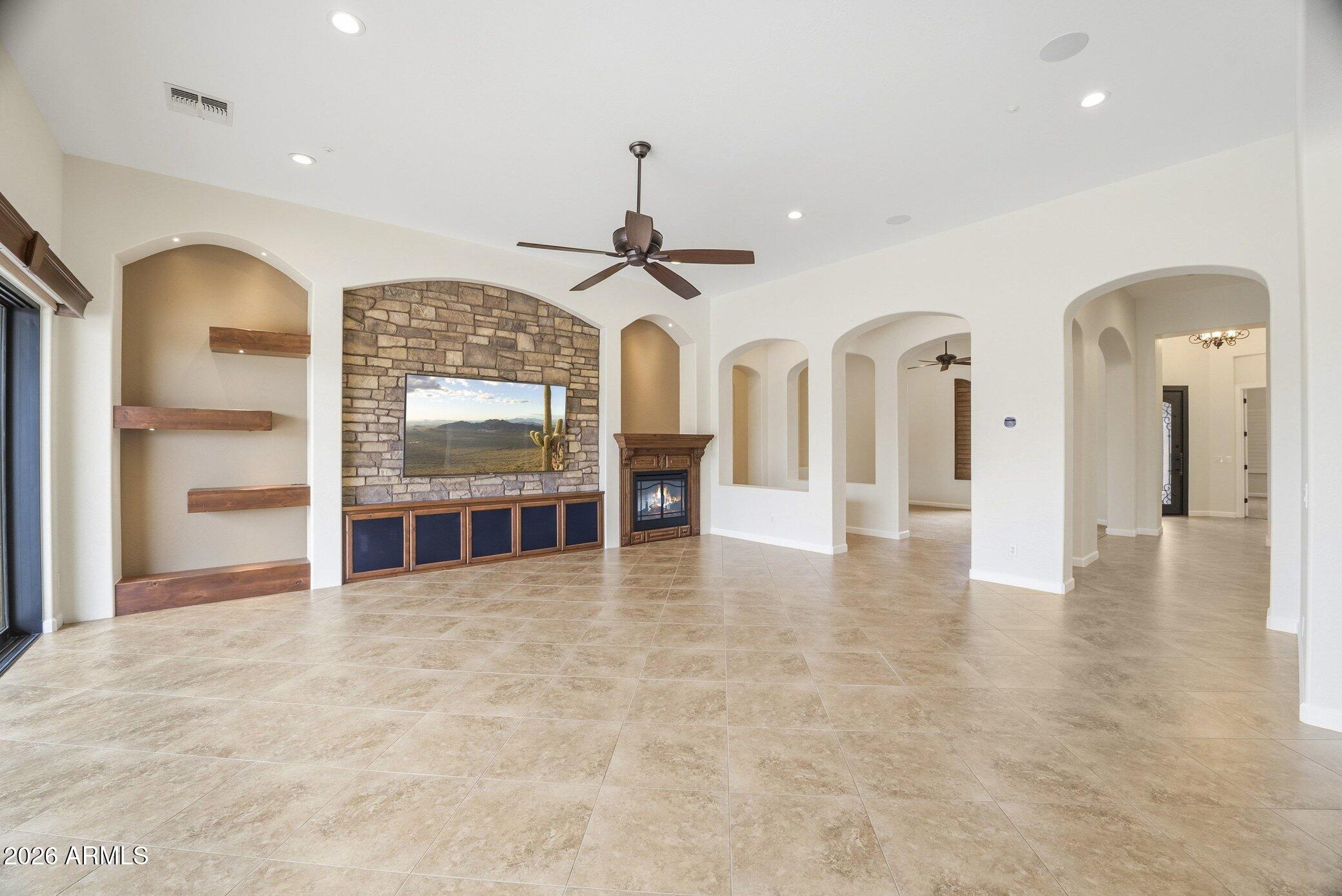 RIVIERA AT MOUNTAIN BRIDGE - Residential