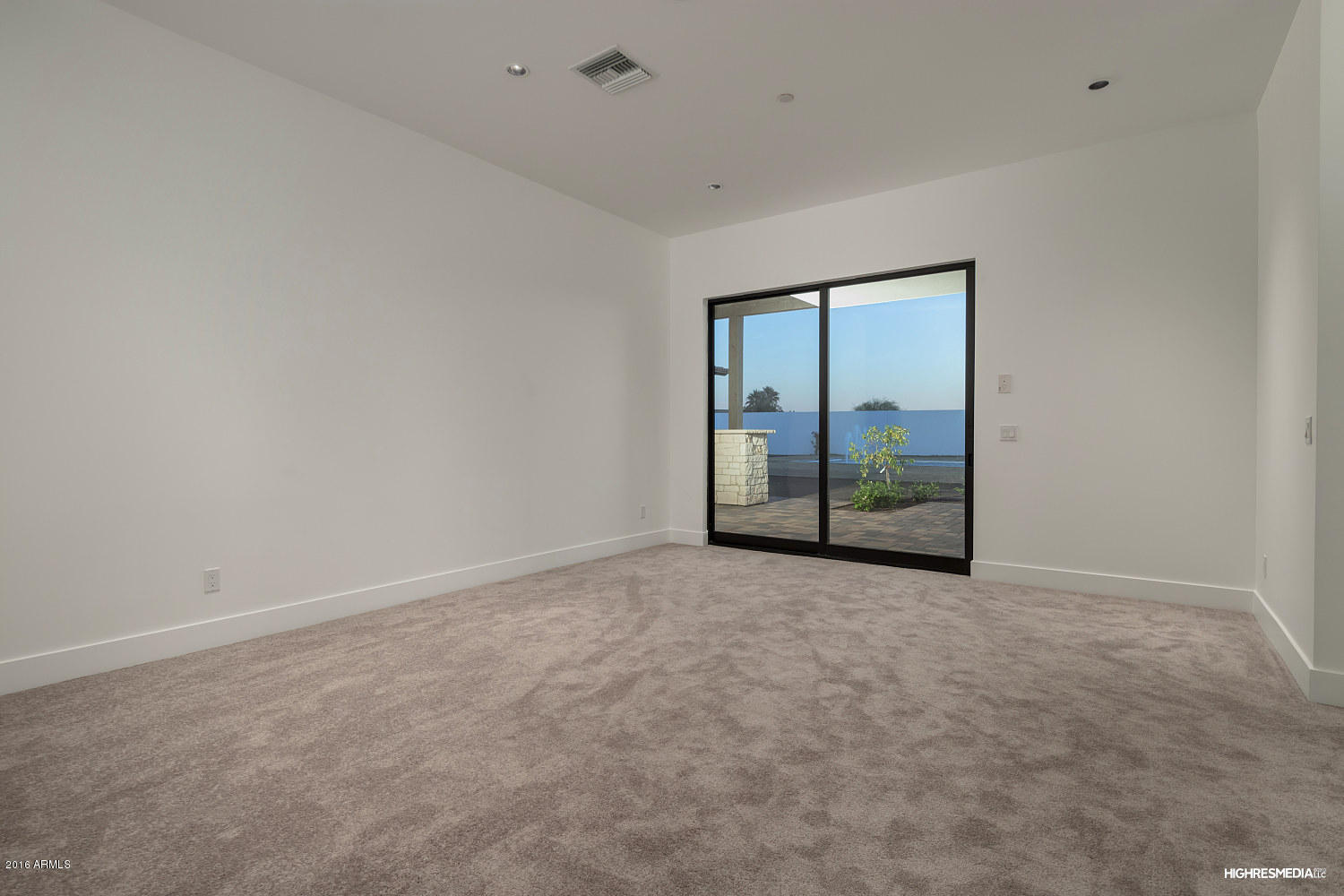 LINCOLN HEIGHTS - Residential