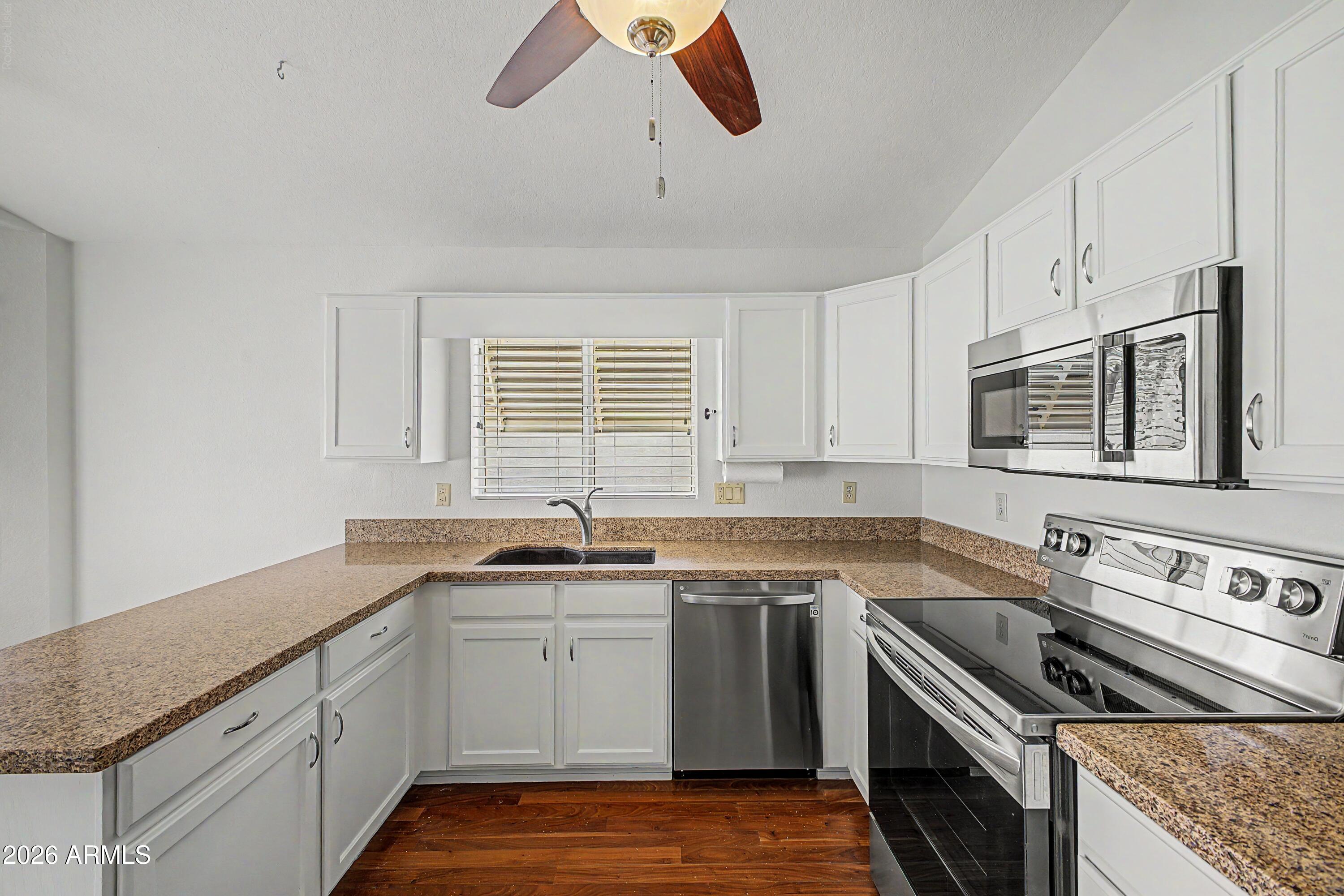 SHORES AT VENTANA LAKES - Residential