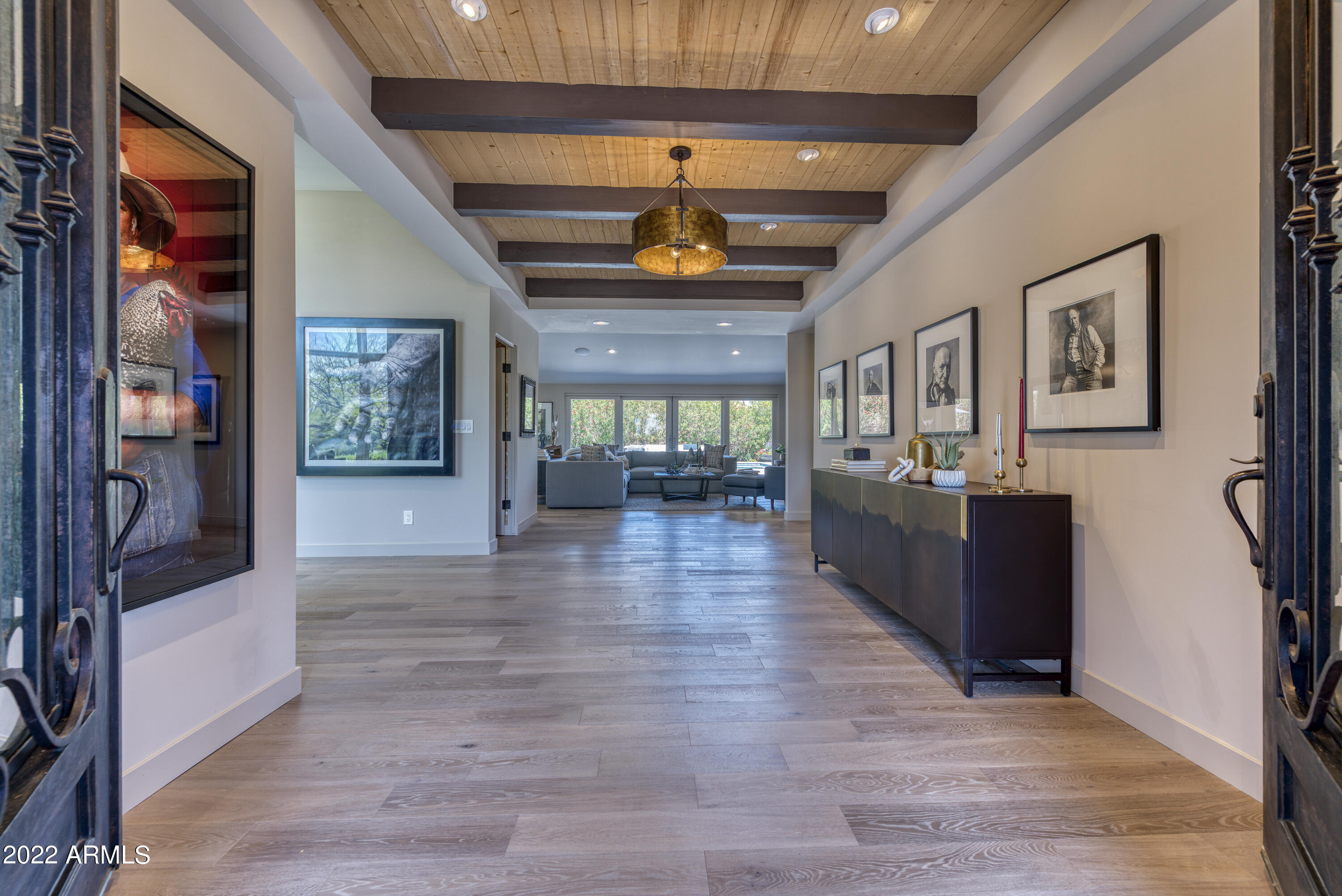PARADISE VALLEY COUNTRY ESTATES - Residential