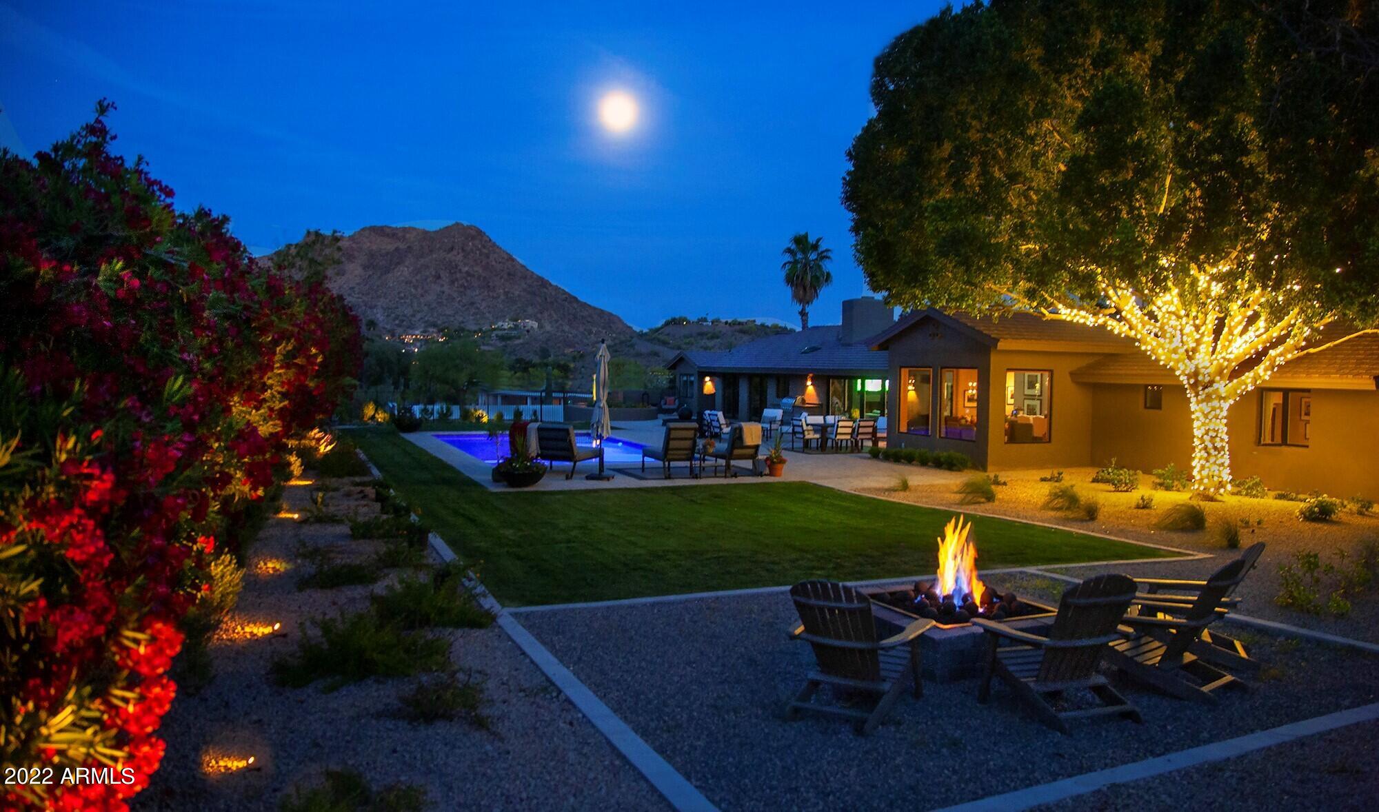 PARADISE VALLEY COUNTRY ESTATES - Residential