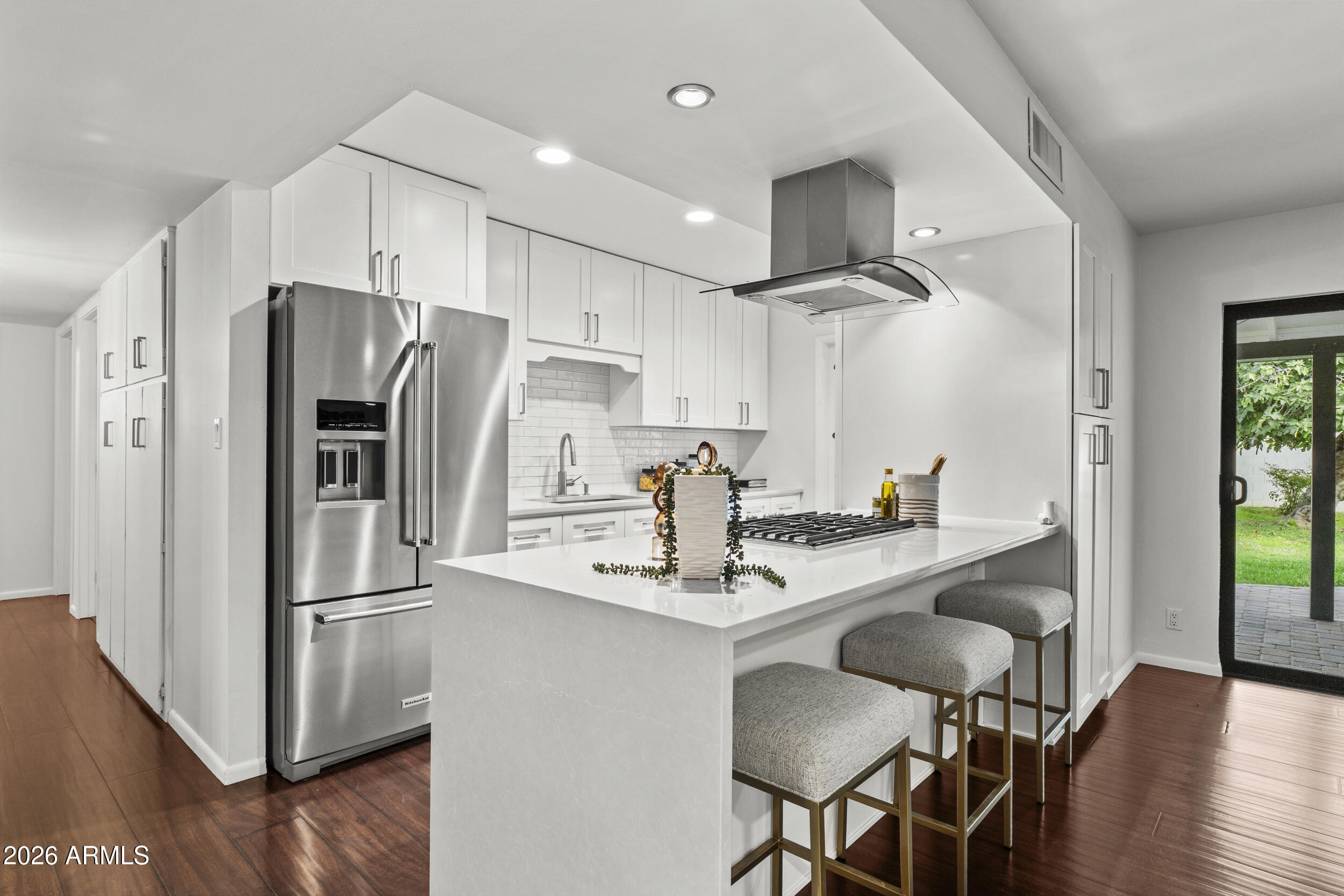 UNIVERSITY ESTATES - Residential