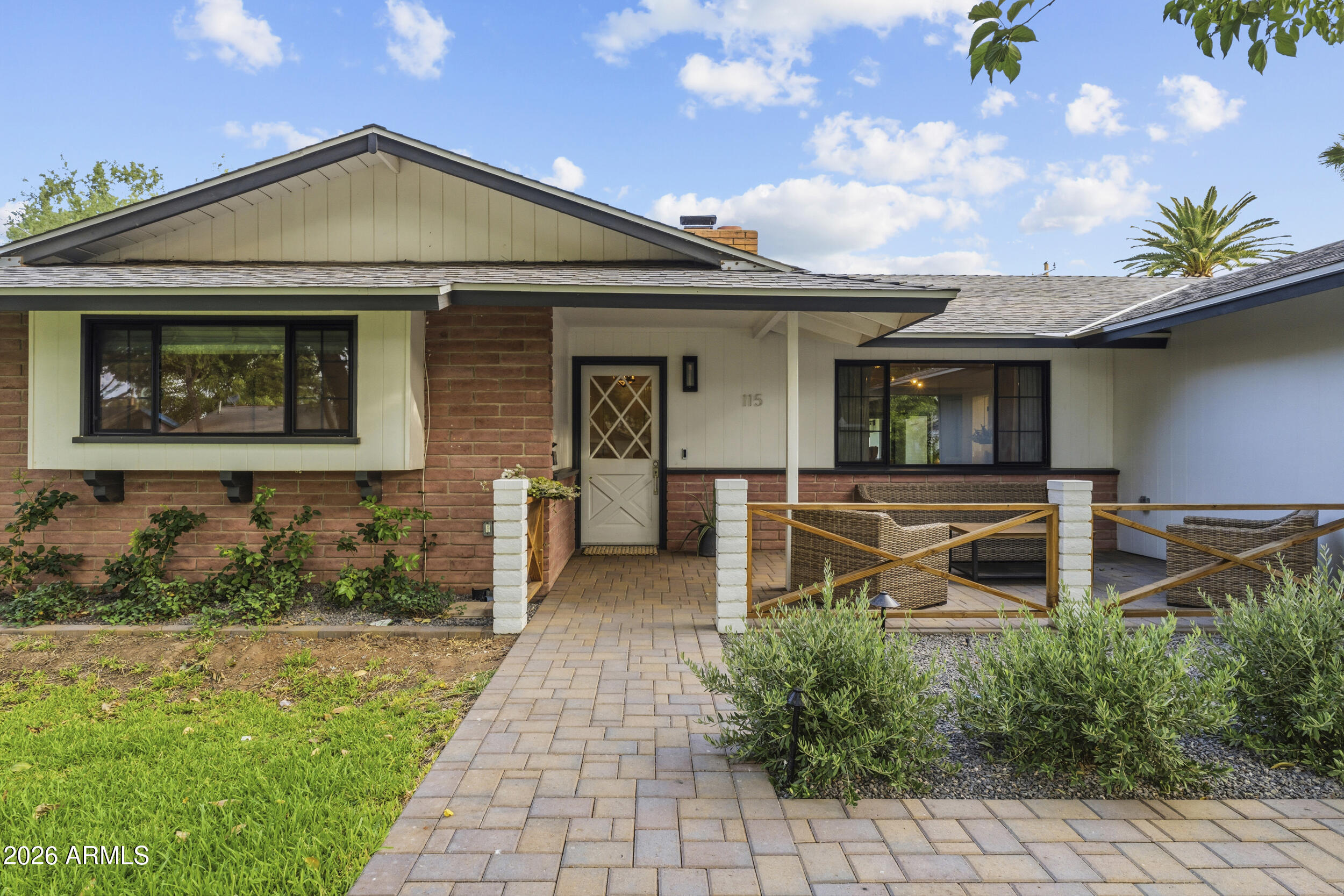 UNIVERSITY ESTATES - Residential