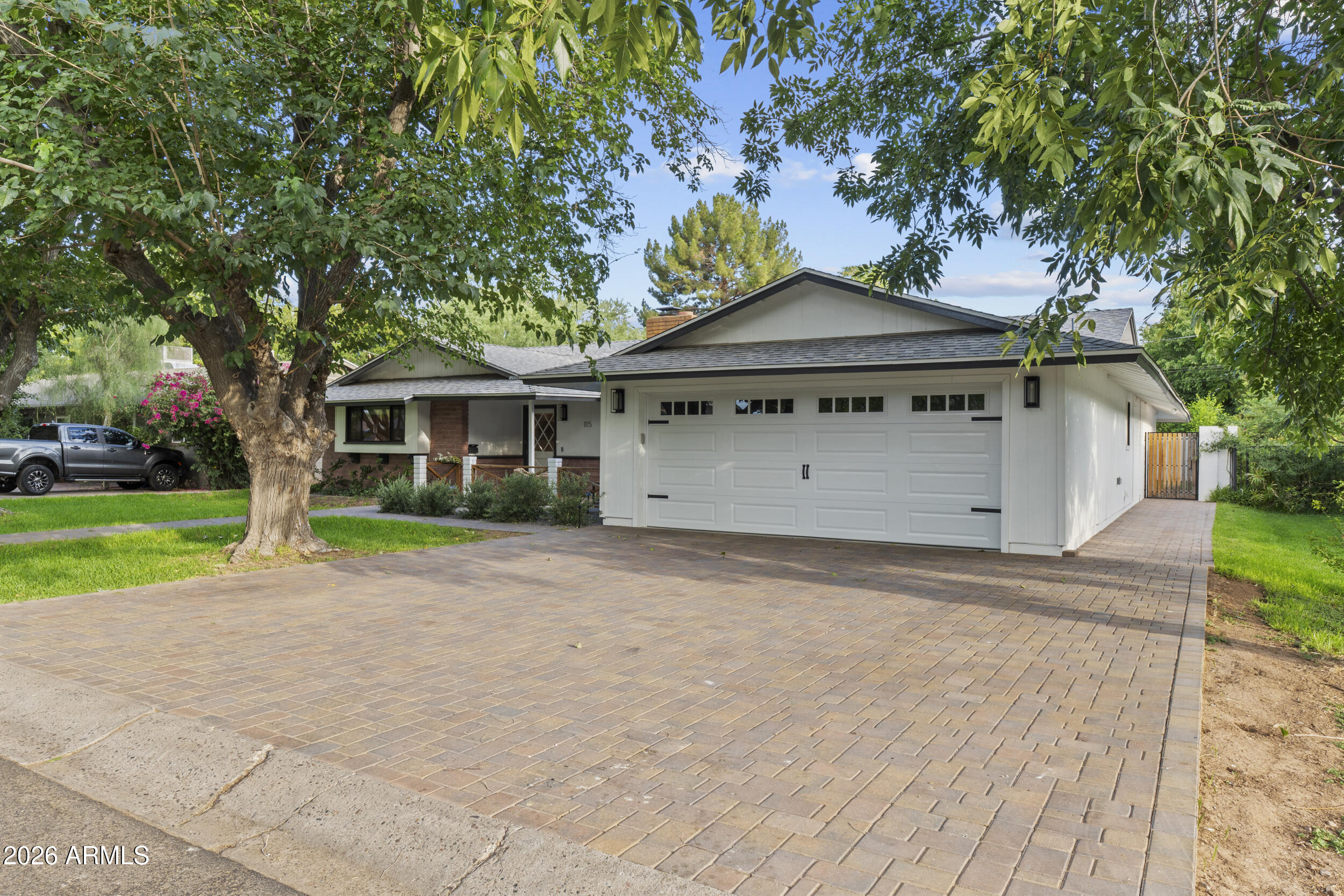 UNIVERSITY ESTATES - Residential