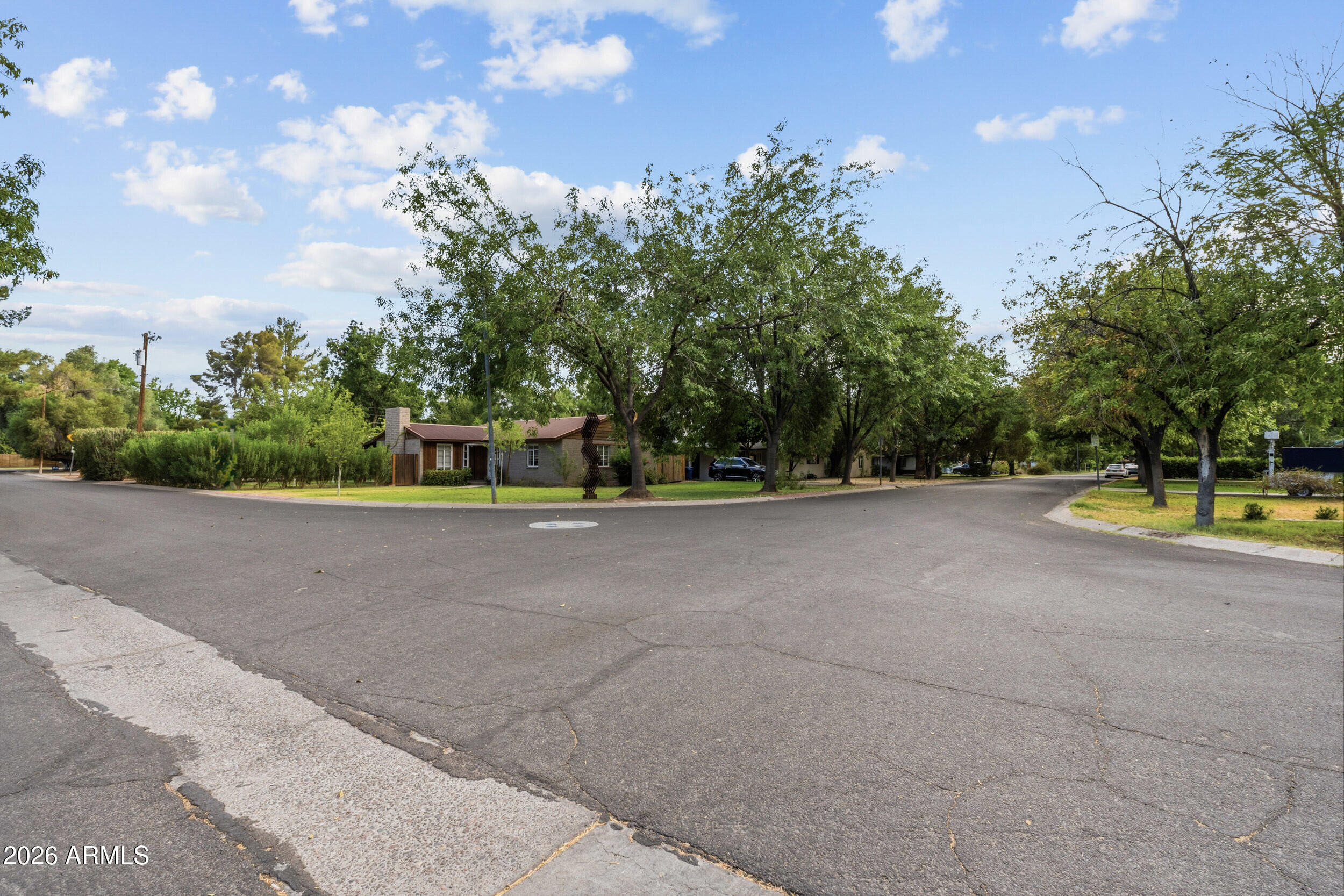 UNIVERSITY ESTATES - Residential