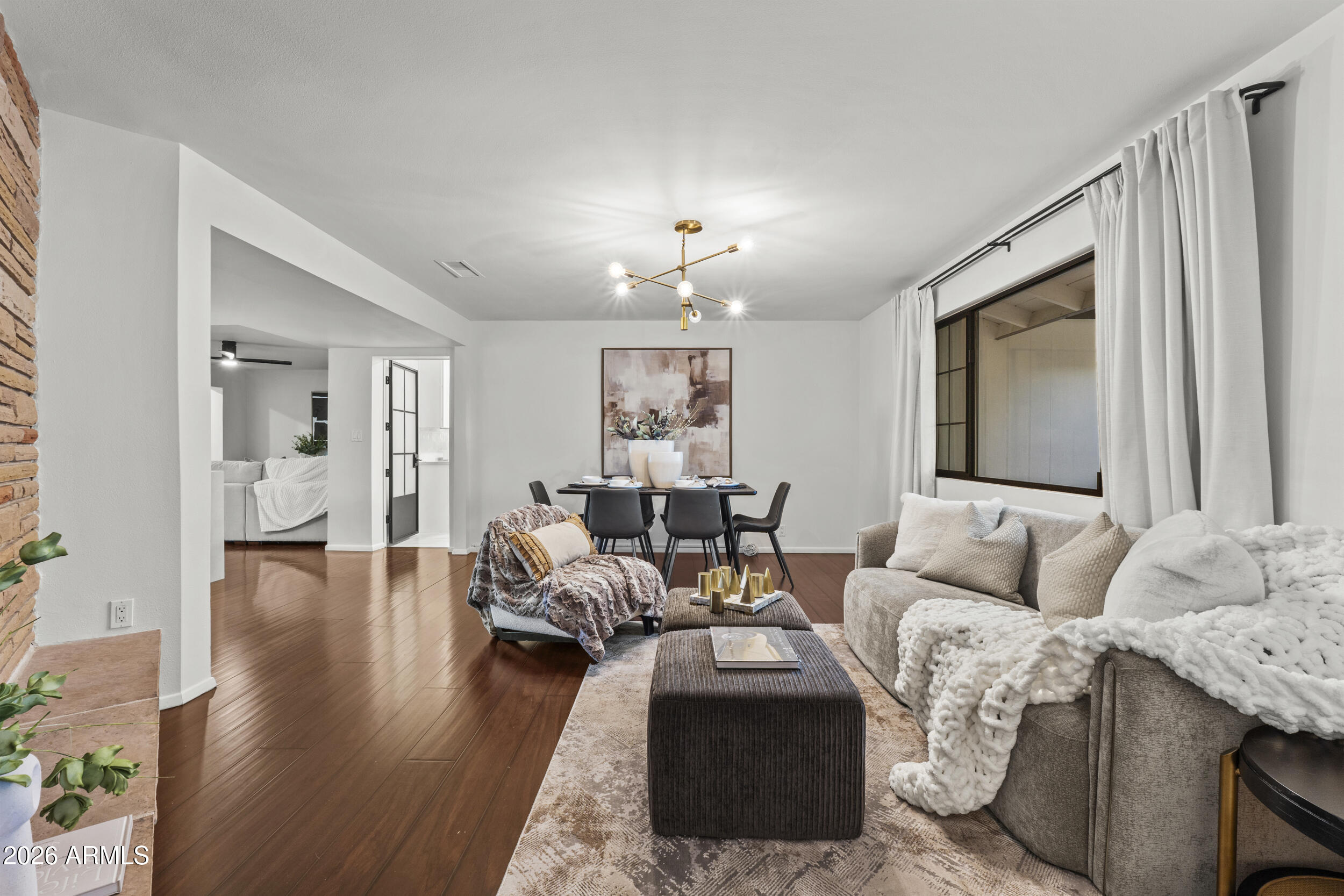 UNIVERSITY ESTATES - Residential