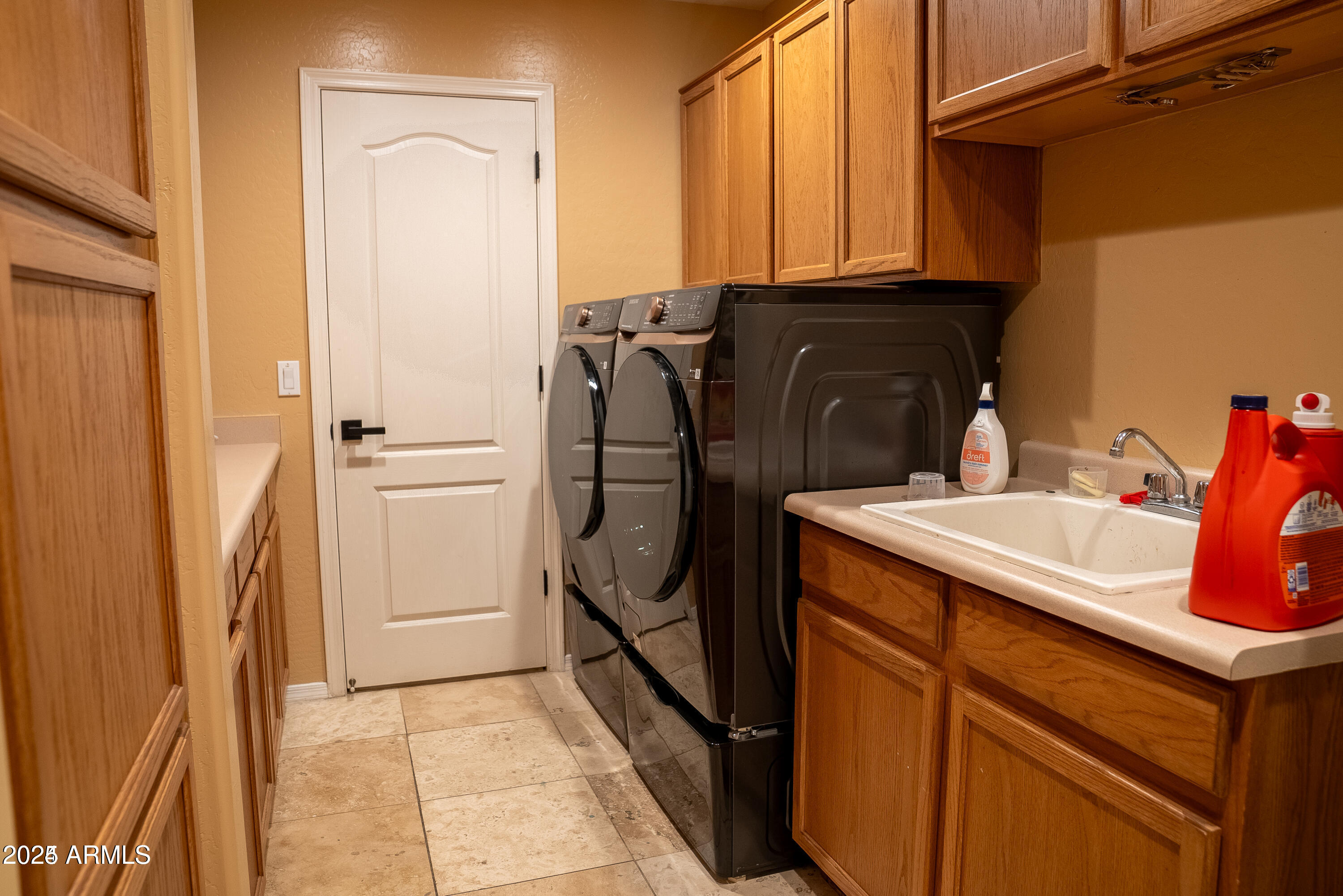 VERANDA - Residential Lease
