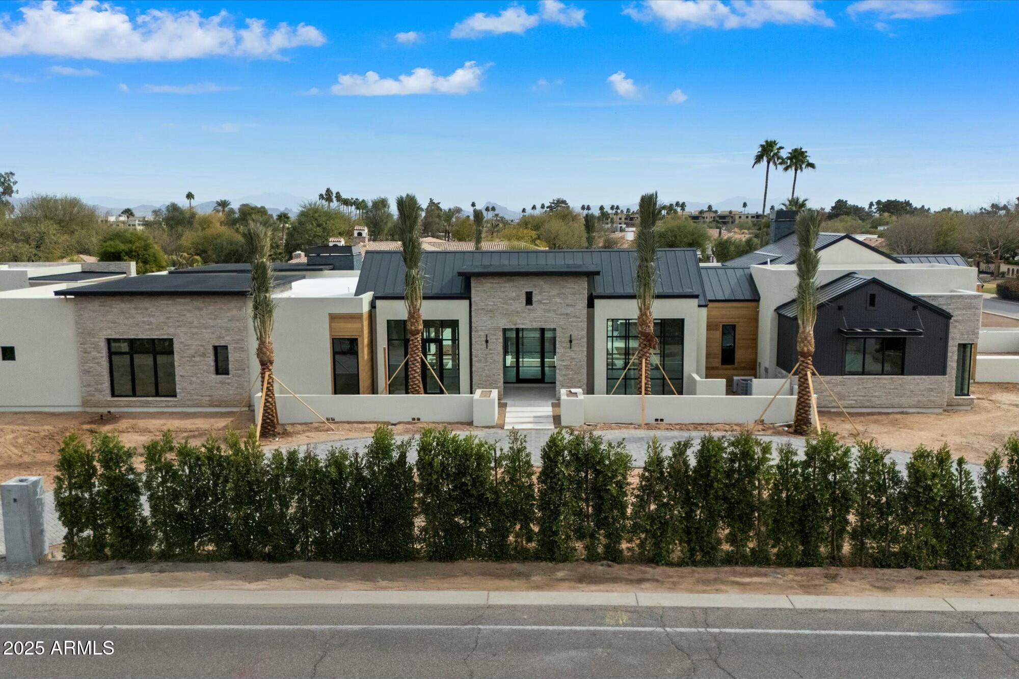 Paradise Valley - Residential