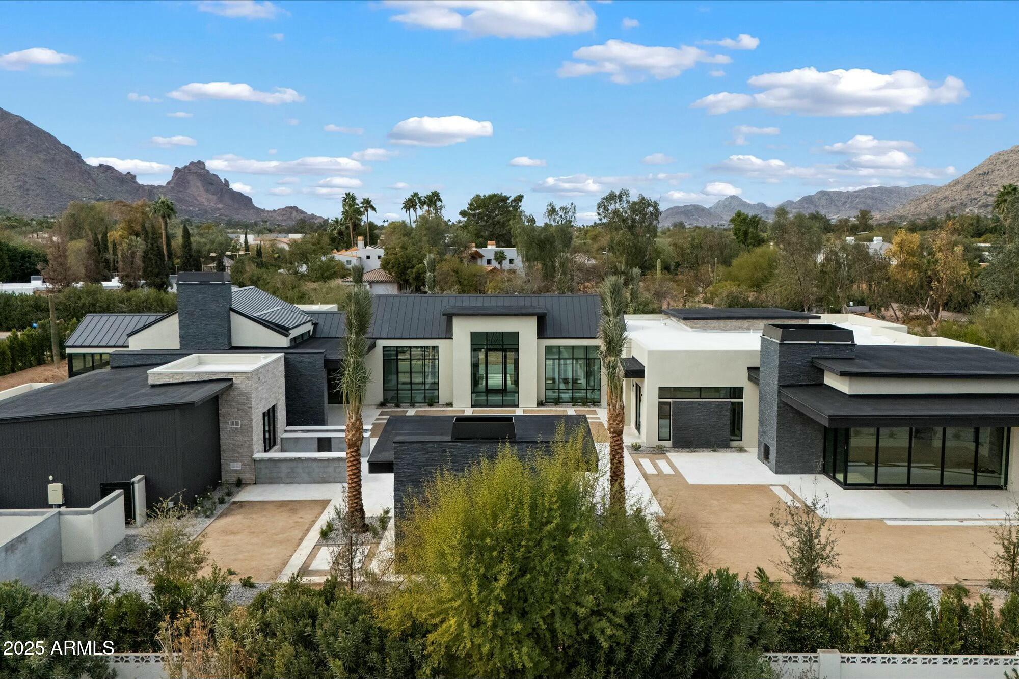 Paradise Valley - Residential