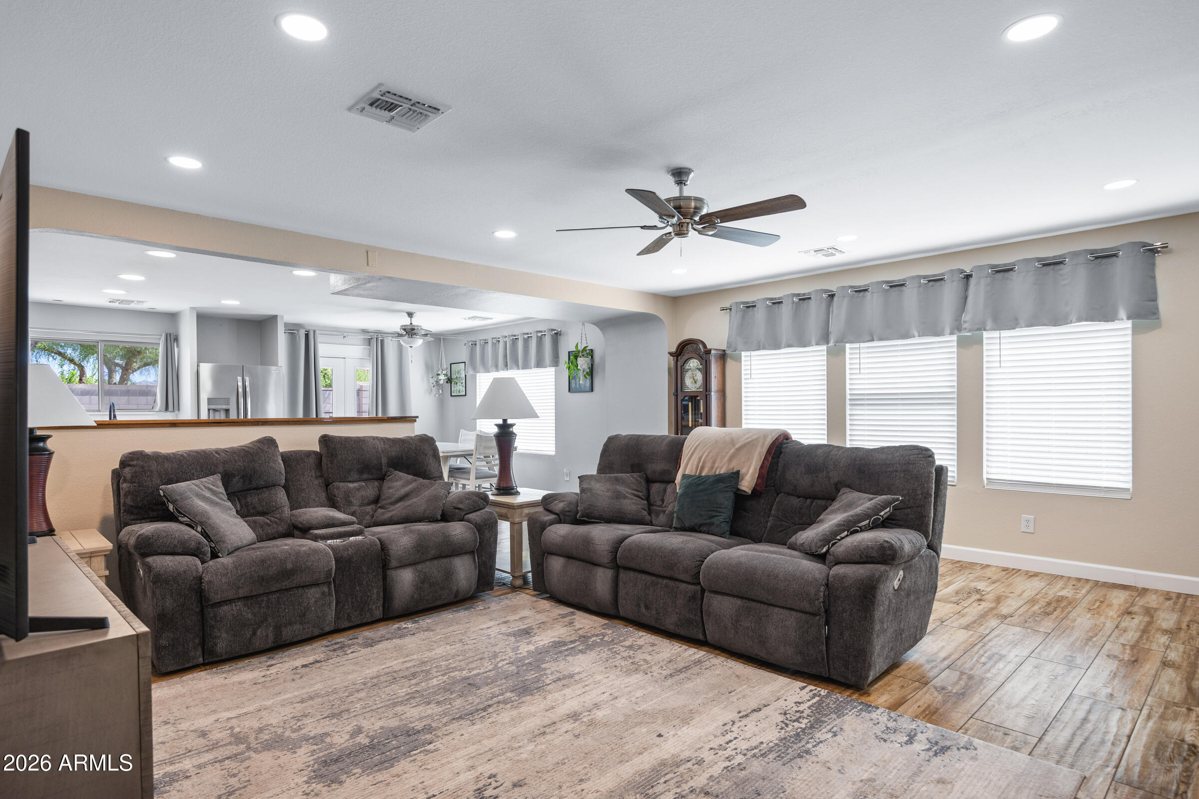 ARIZONA RENAISSANCE - Residential