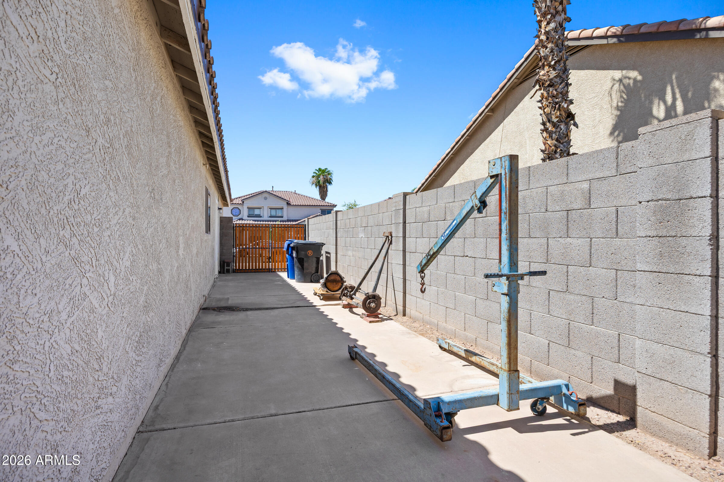 ARIZONA RENAISSANCE - Residential