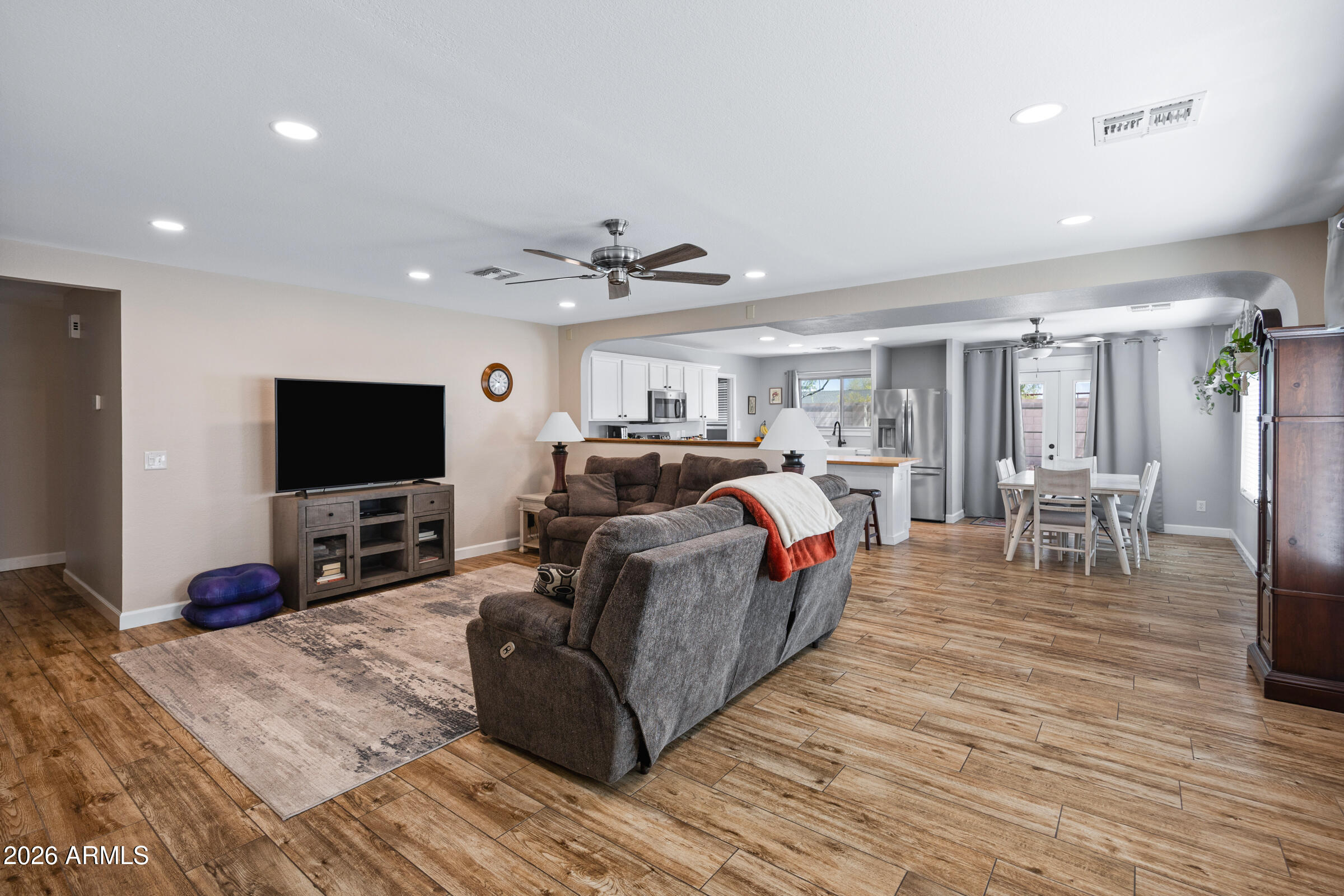 ARIZONA RENAISSANCE - Residential