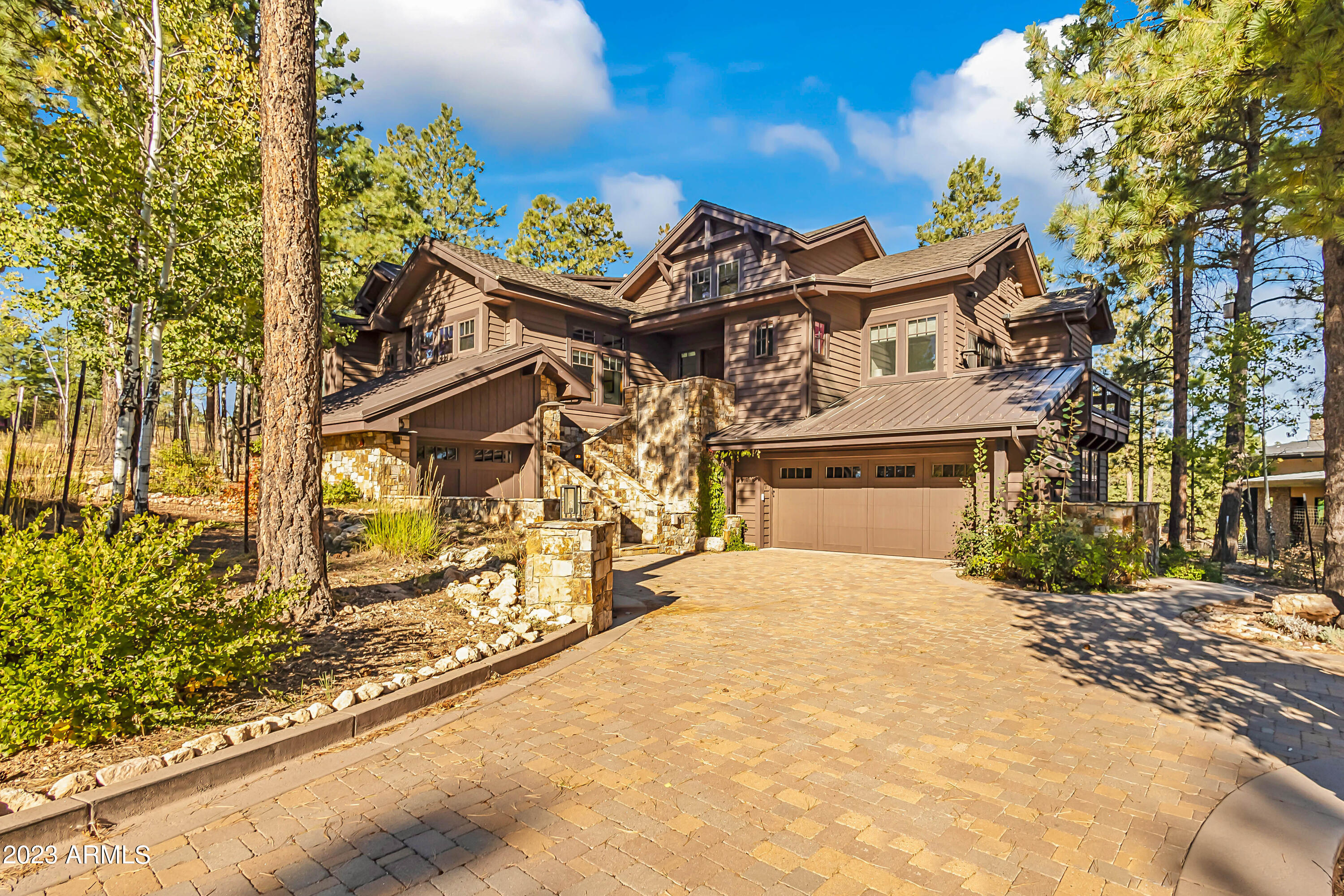 ESTATES AT PINE CANYON 4 - Residential