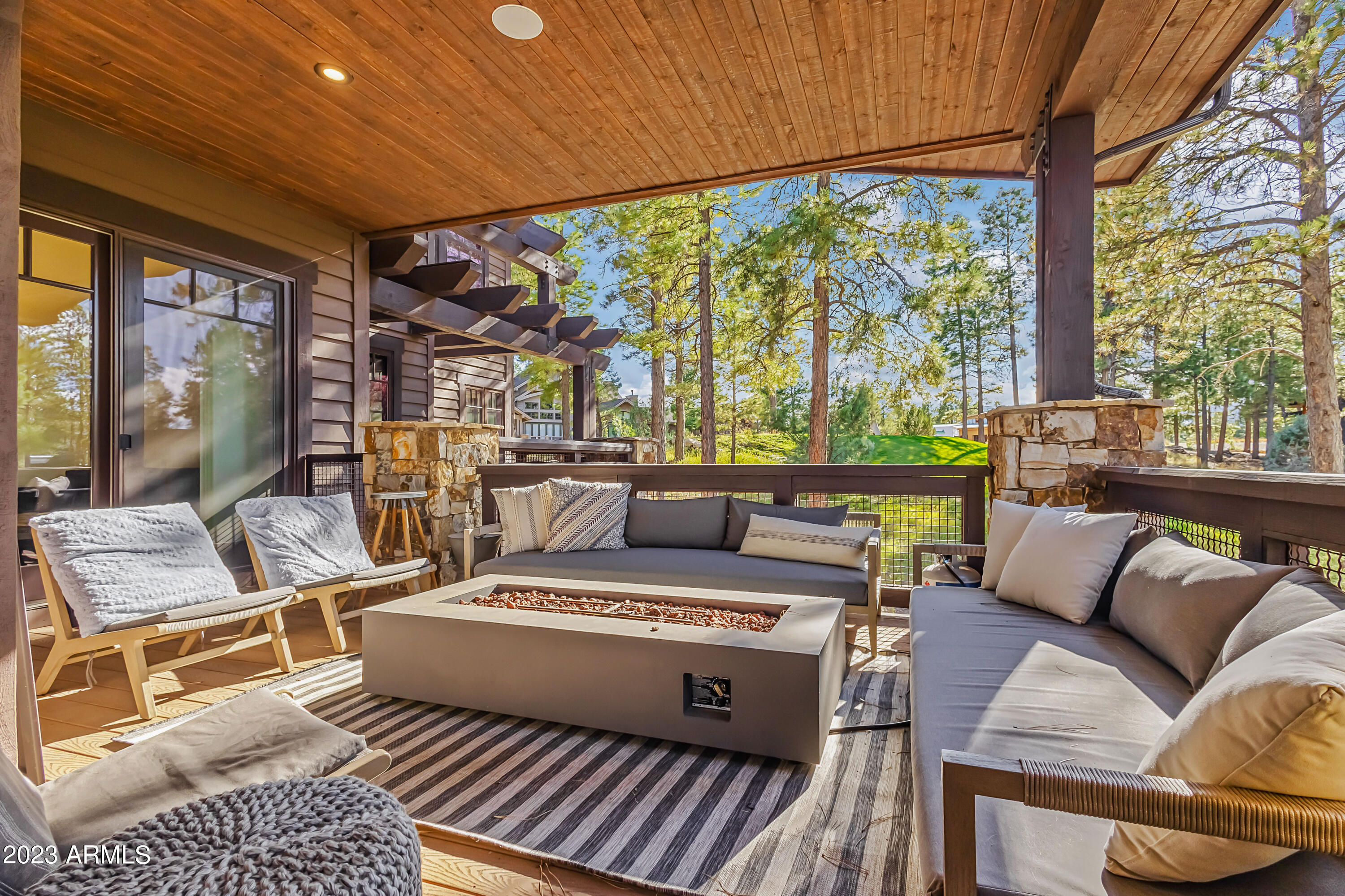 ESTATES AT PINE CANYON 4 - Residential