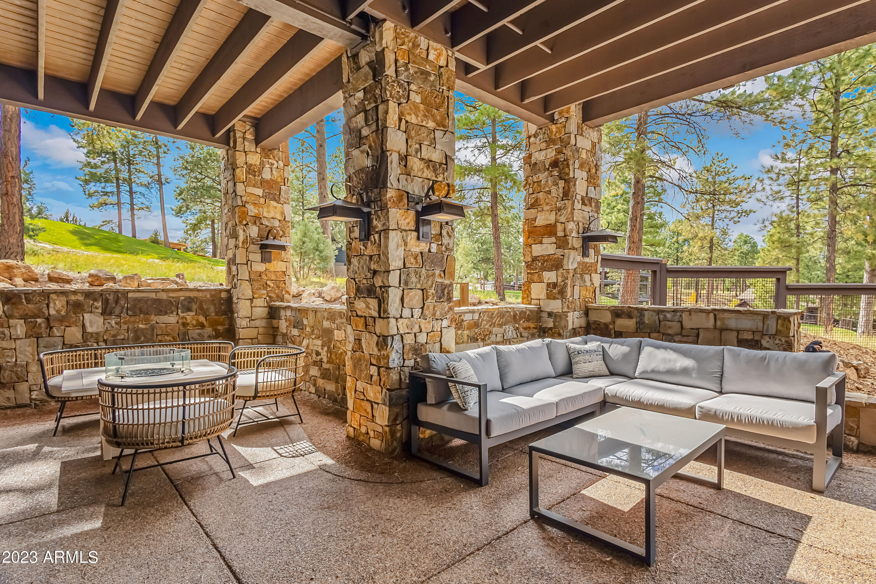 ESTATES AT PINE CANYON 4 - Residential