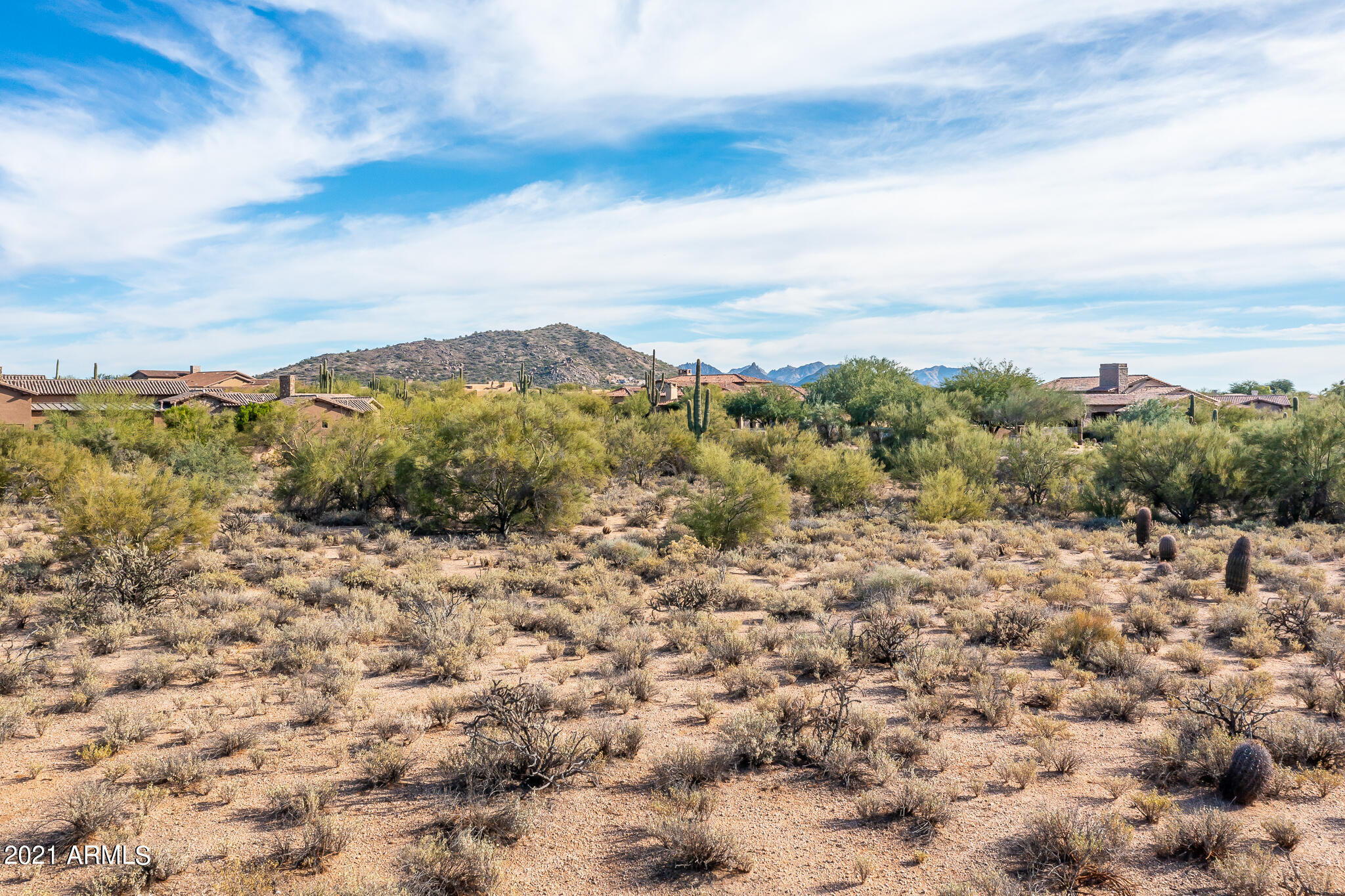 WHISPER ROCK - Residential