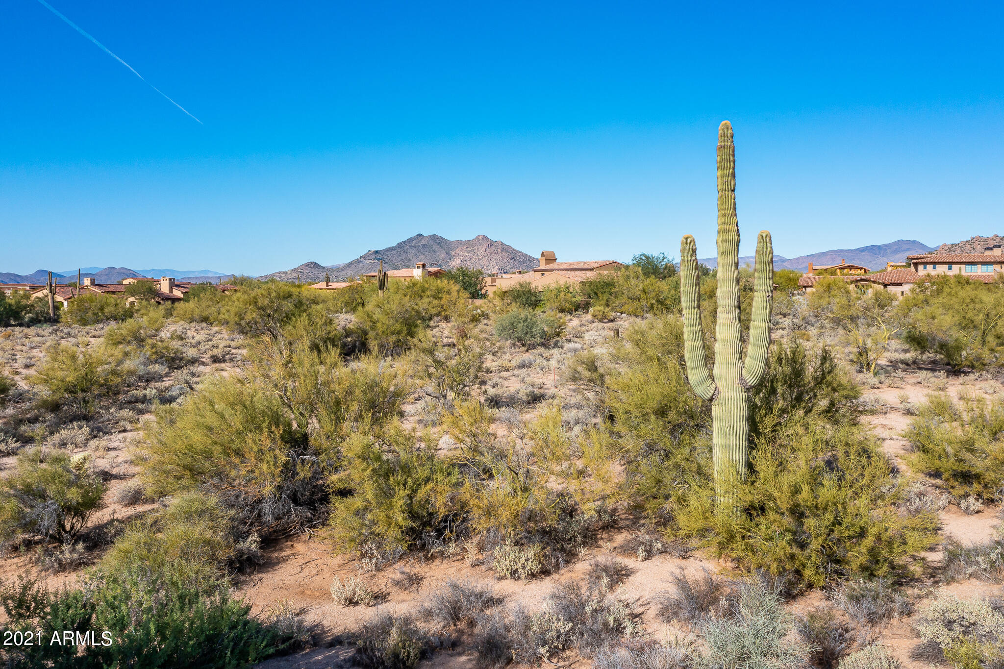 WHISPER ROCK - Residential