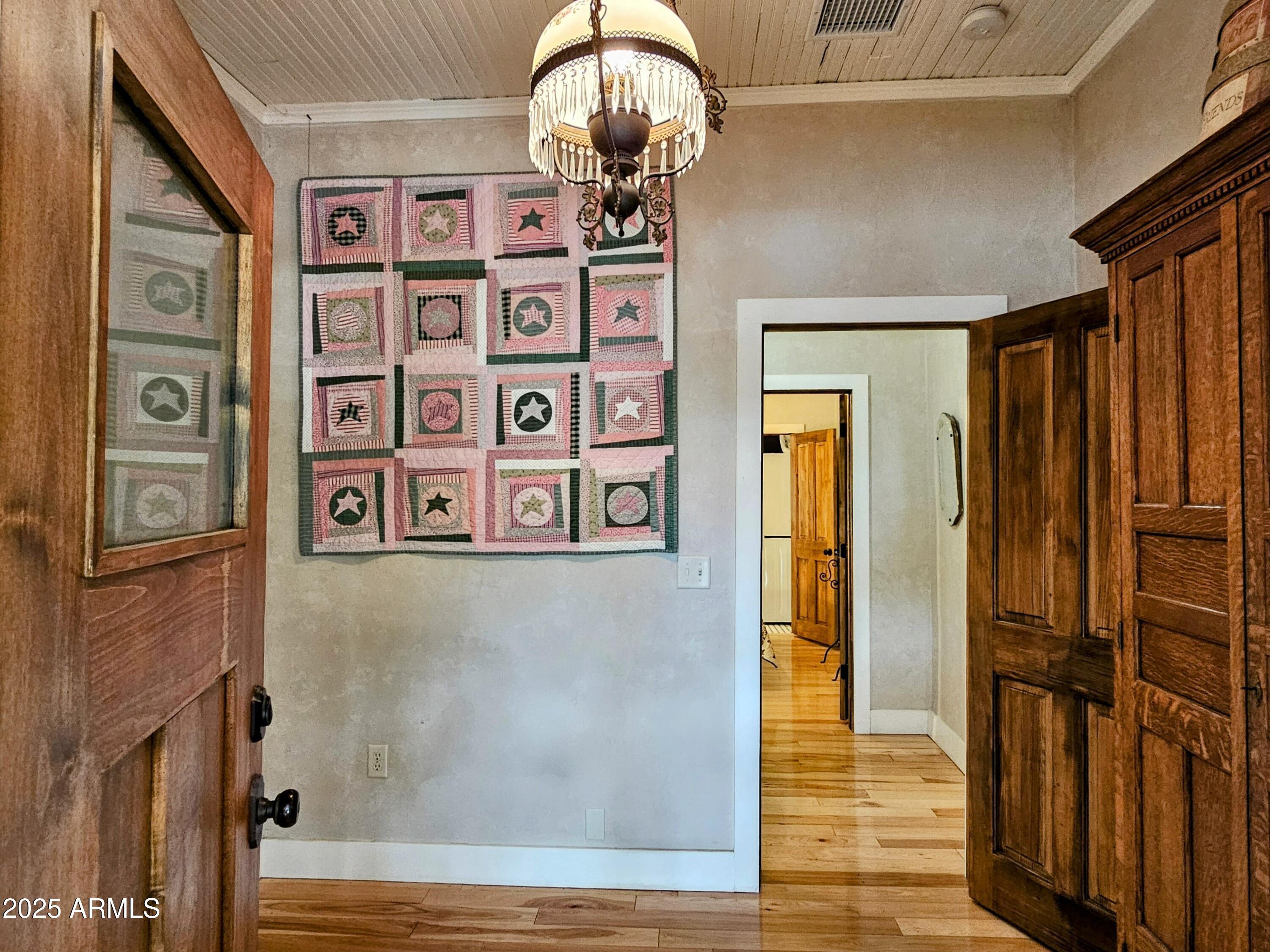 OLD BISBEE - Residential Income