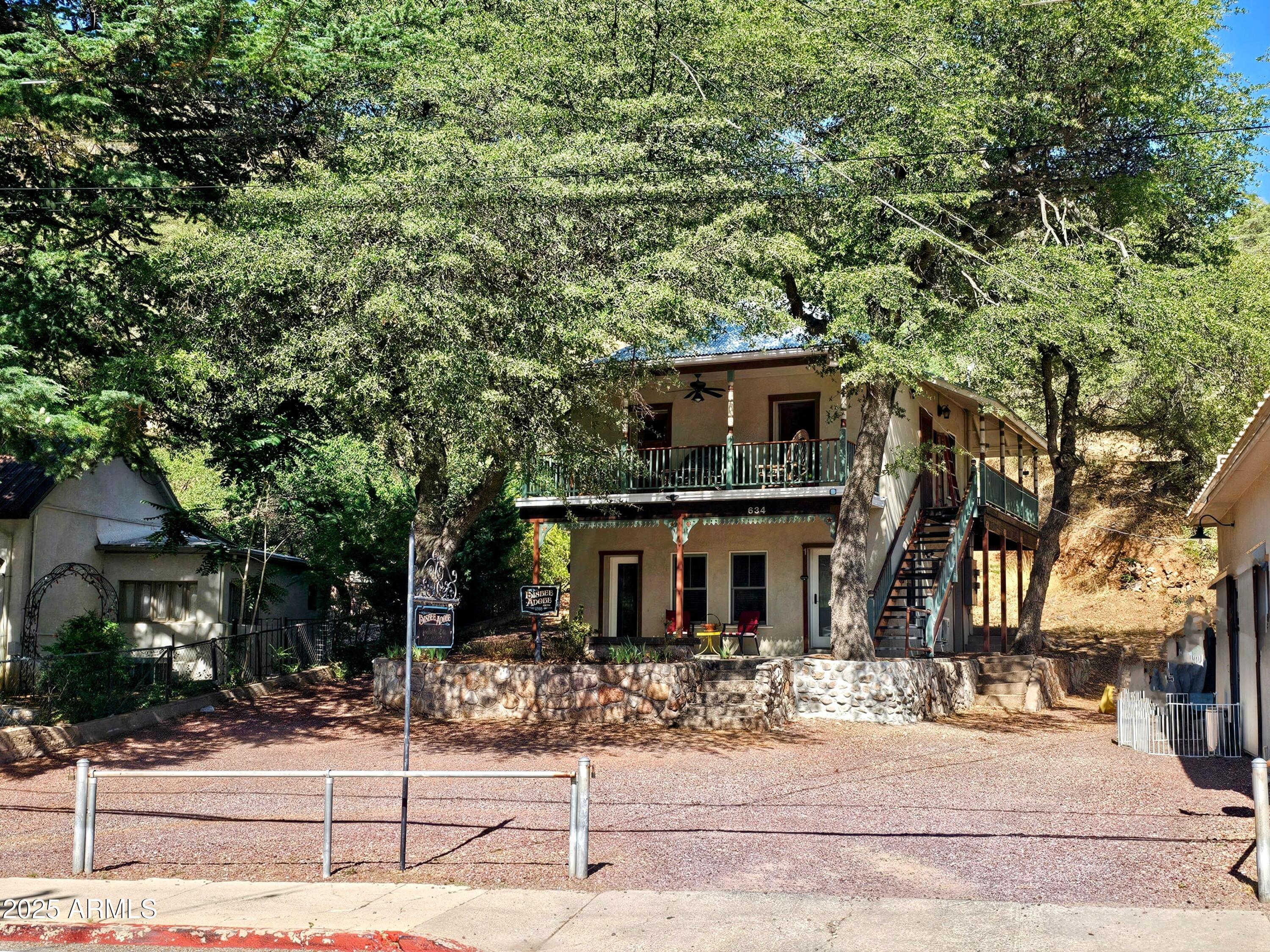 OLD BISBEE - Residential Income