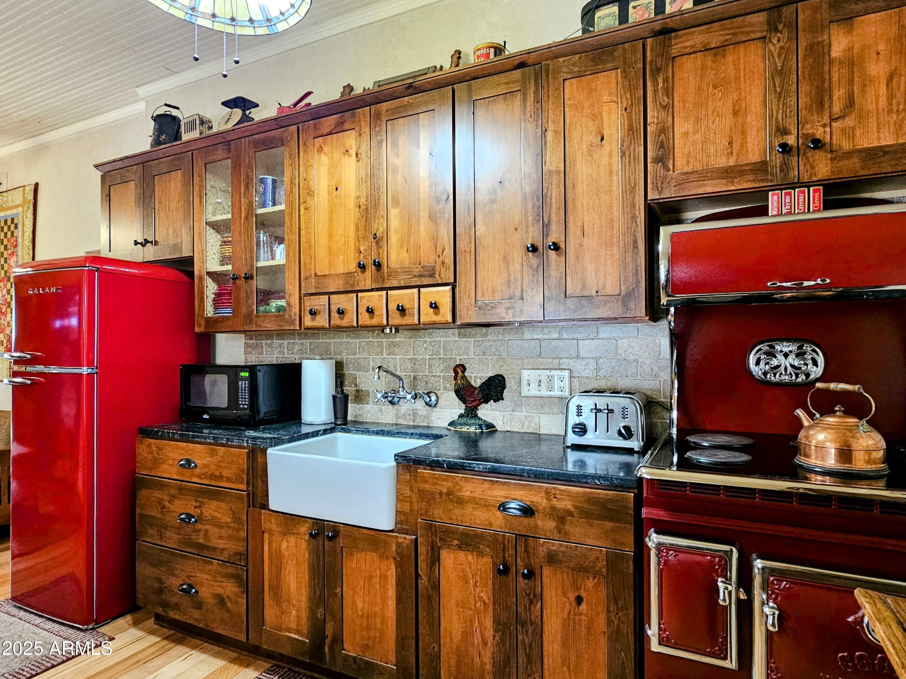 OLD BISBEE - Residential Income