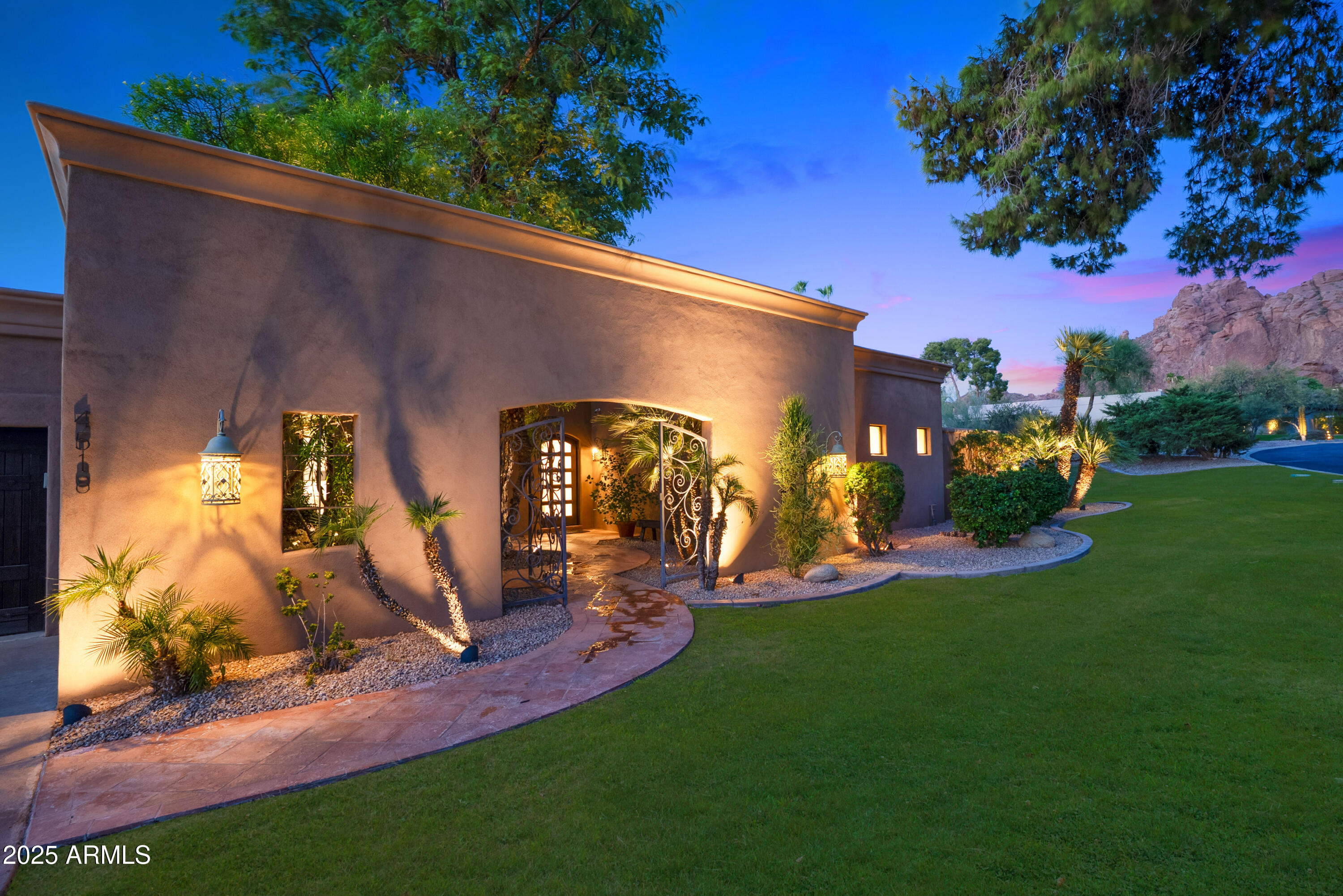 Heritage Hills / Camelback Canyon - Residential