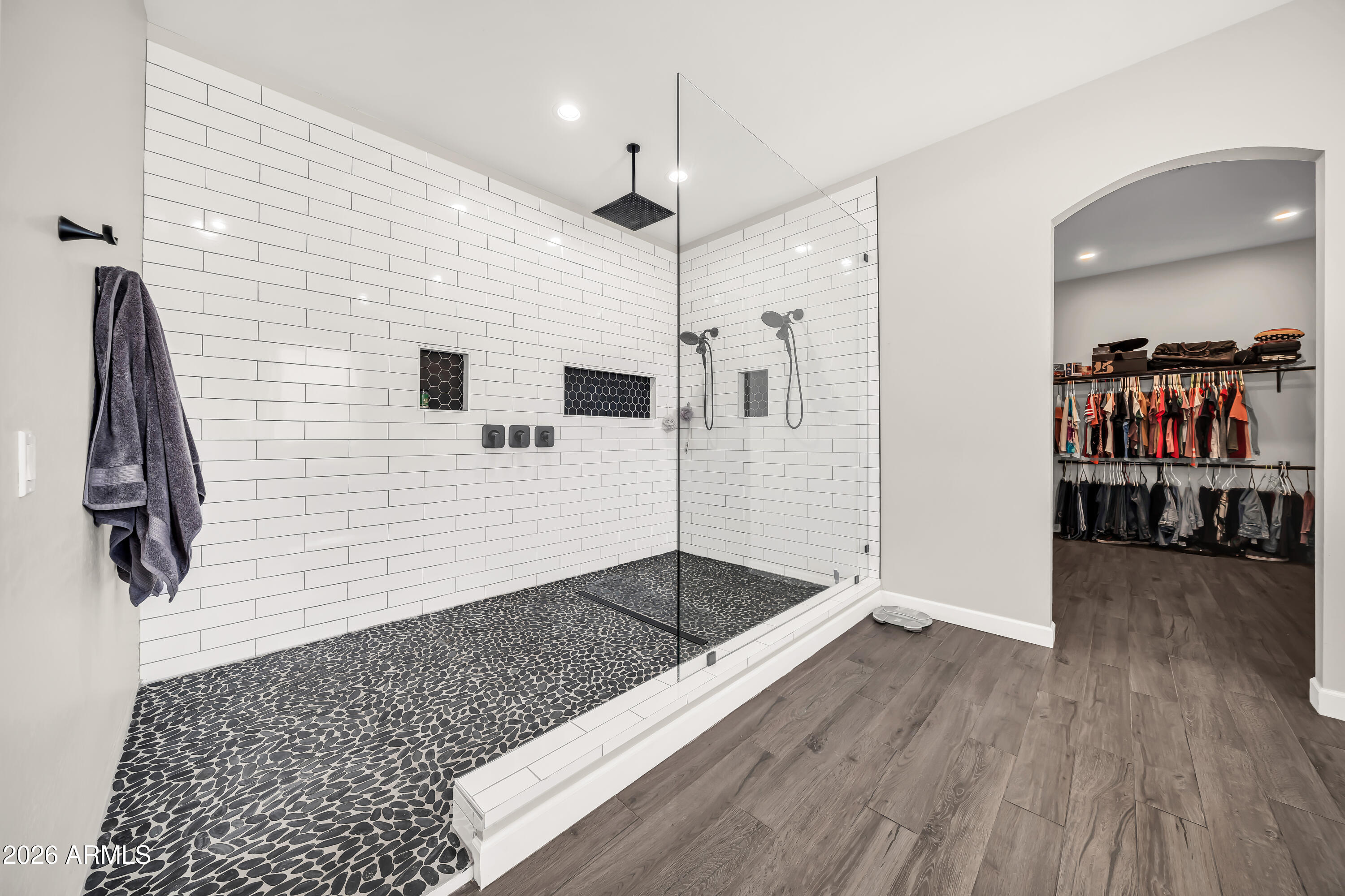 KATI KOURT ESTATES - Residential
