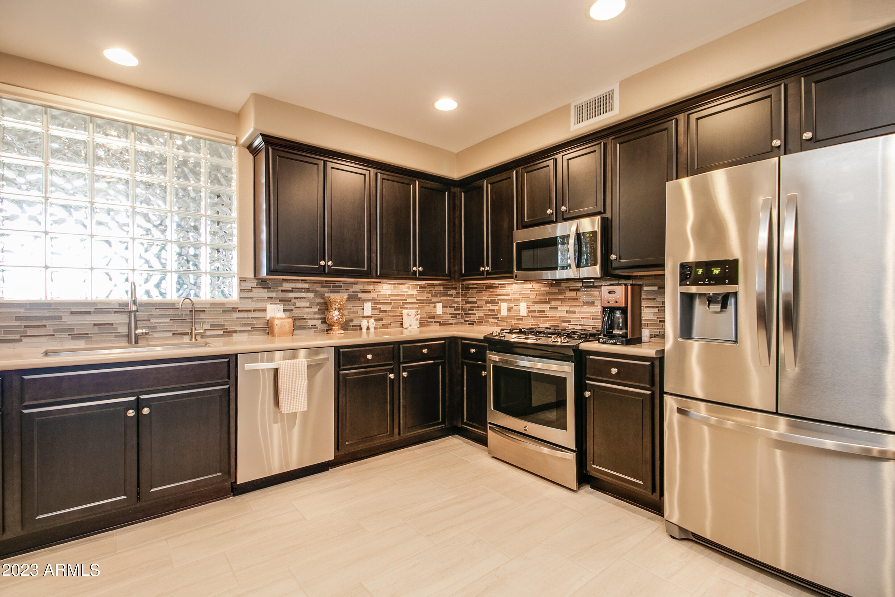 MONTEREY RIDGE CONDOMINIUM AMD - Residential