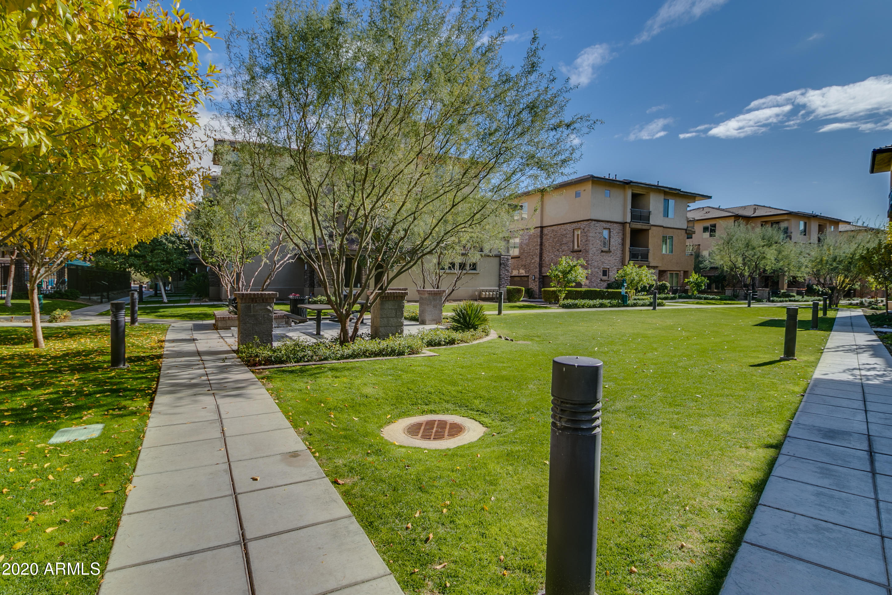 MONTEREY RIDGE CONDOMINIUM AMD - Residential