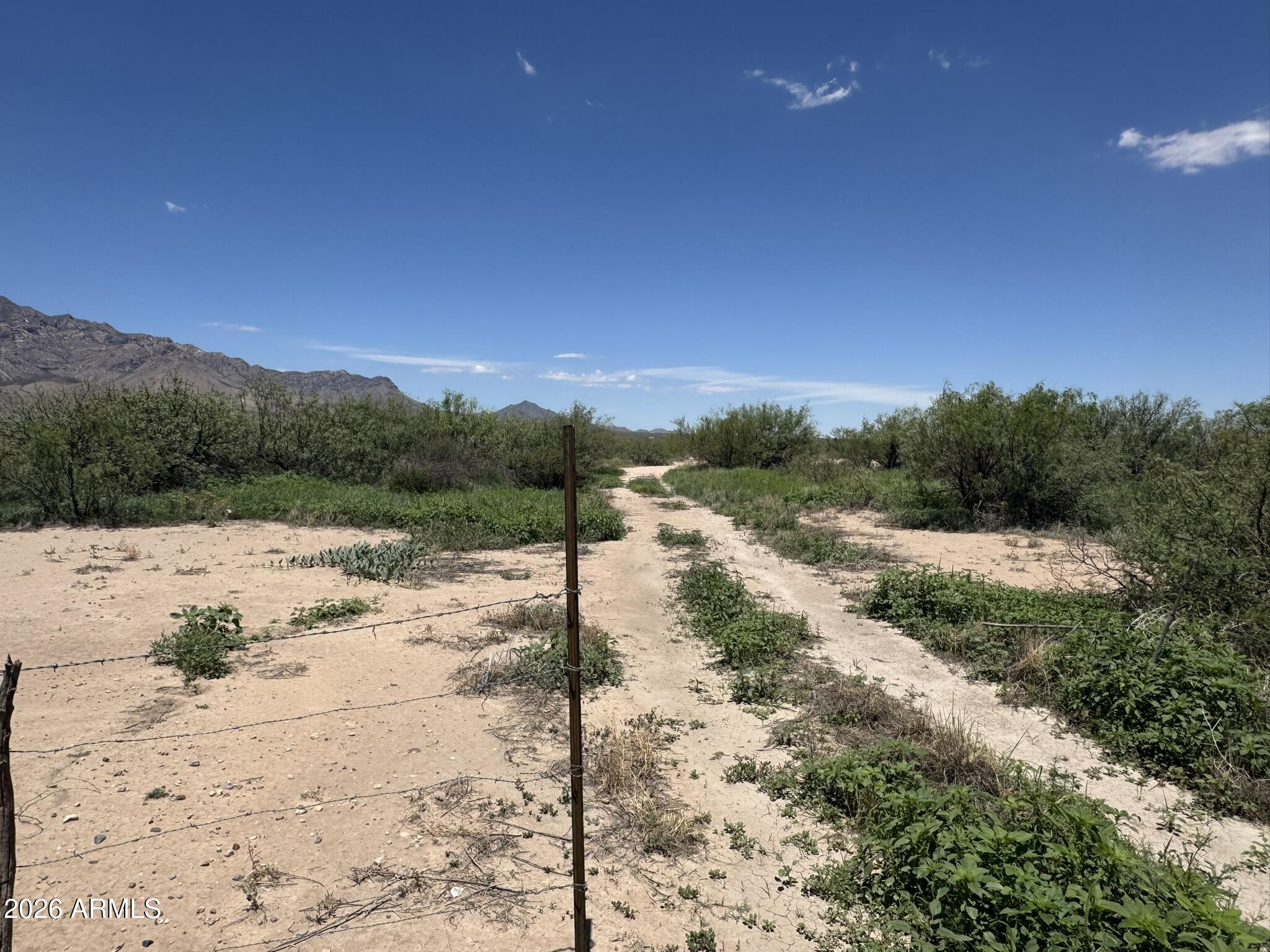 RODEO RANCHES - Land