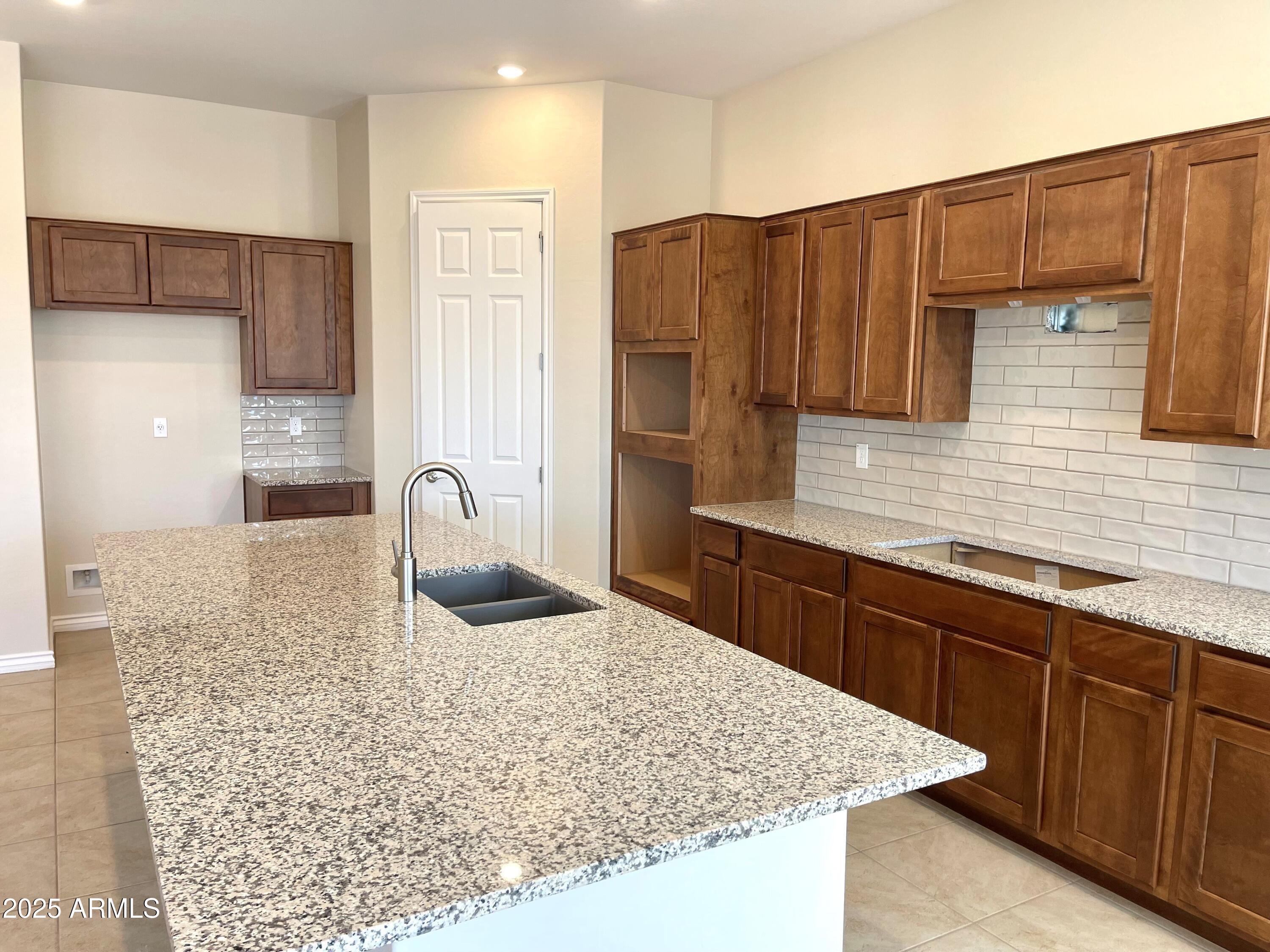 FULTON HOMES ACCLAIM - Residential