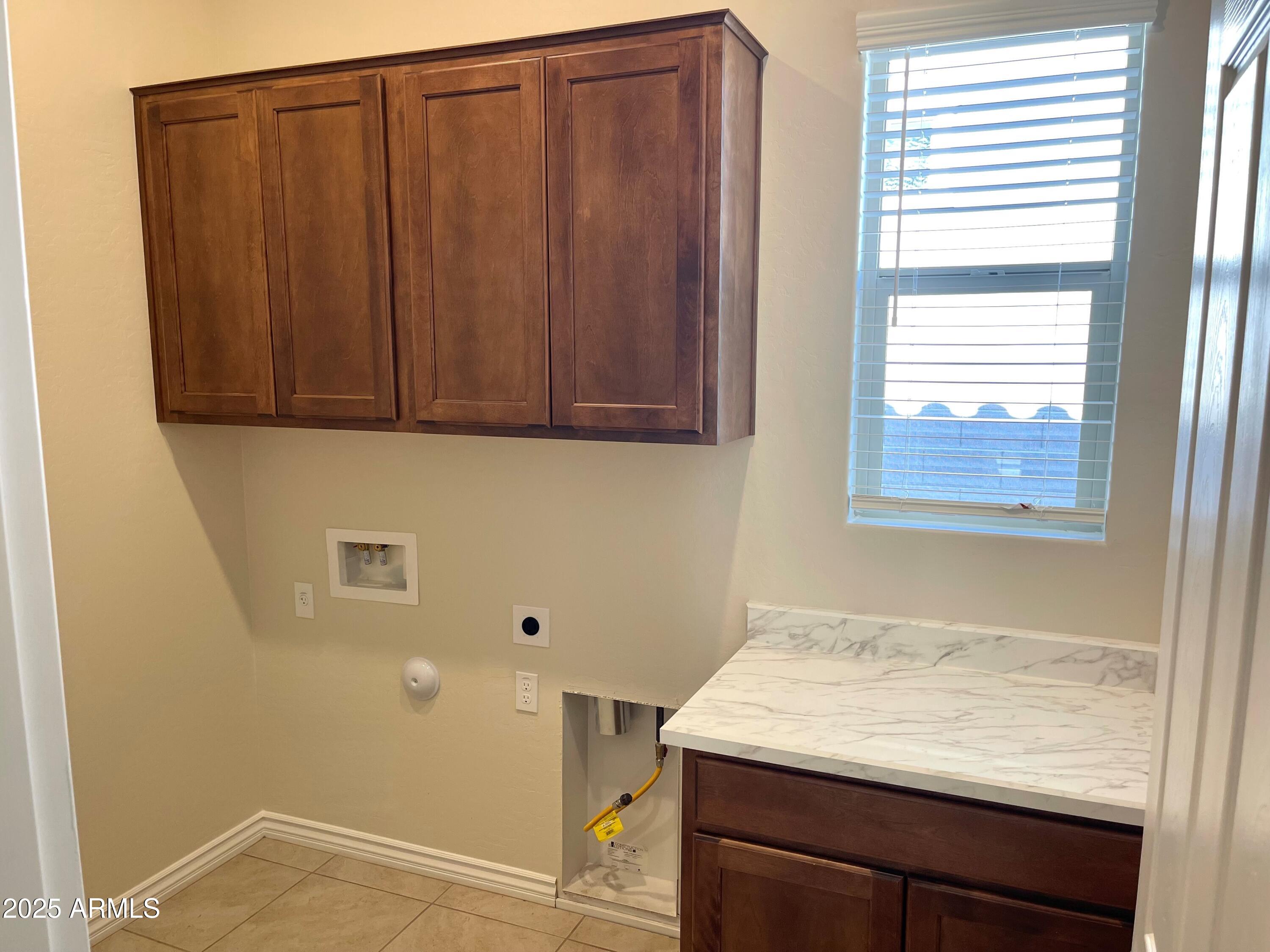 FULTON HOMES ACCLAIM - Residential