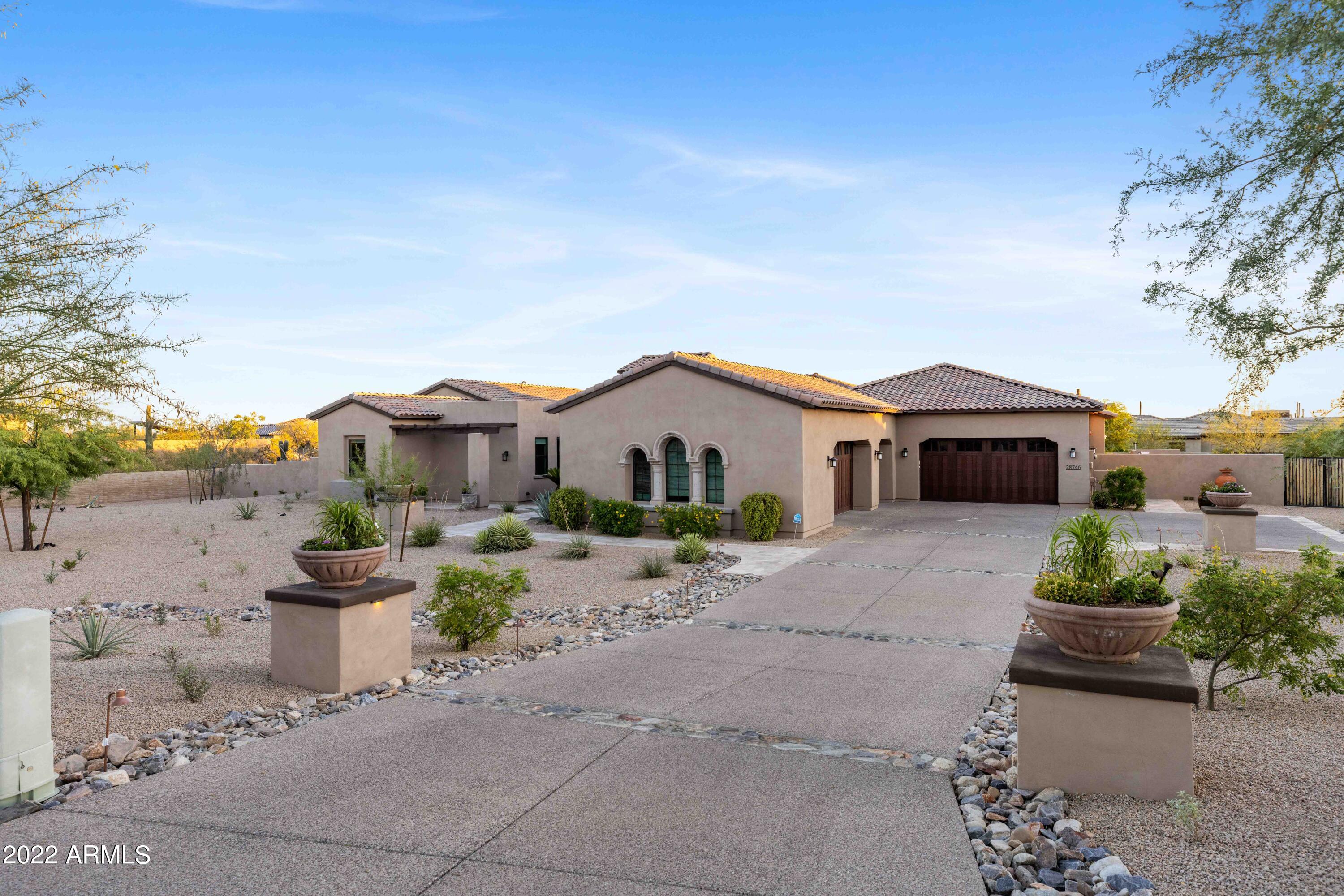 TURQUESA EQUESTRIAN ESTATES LOT 19 AND 20 REPLAT - Residential