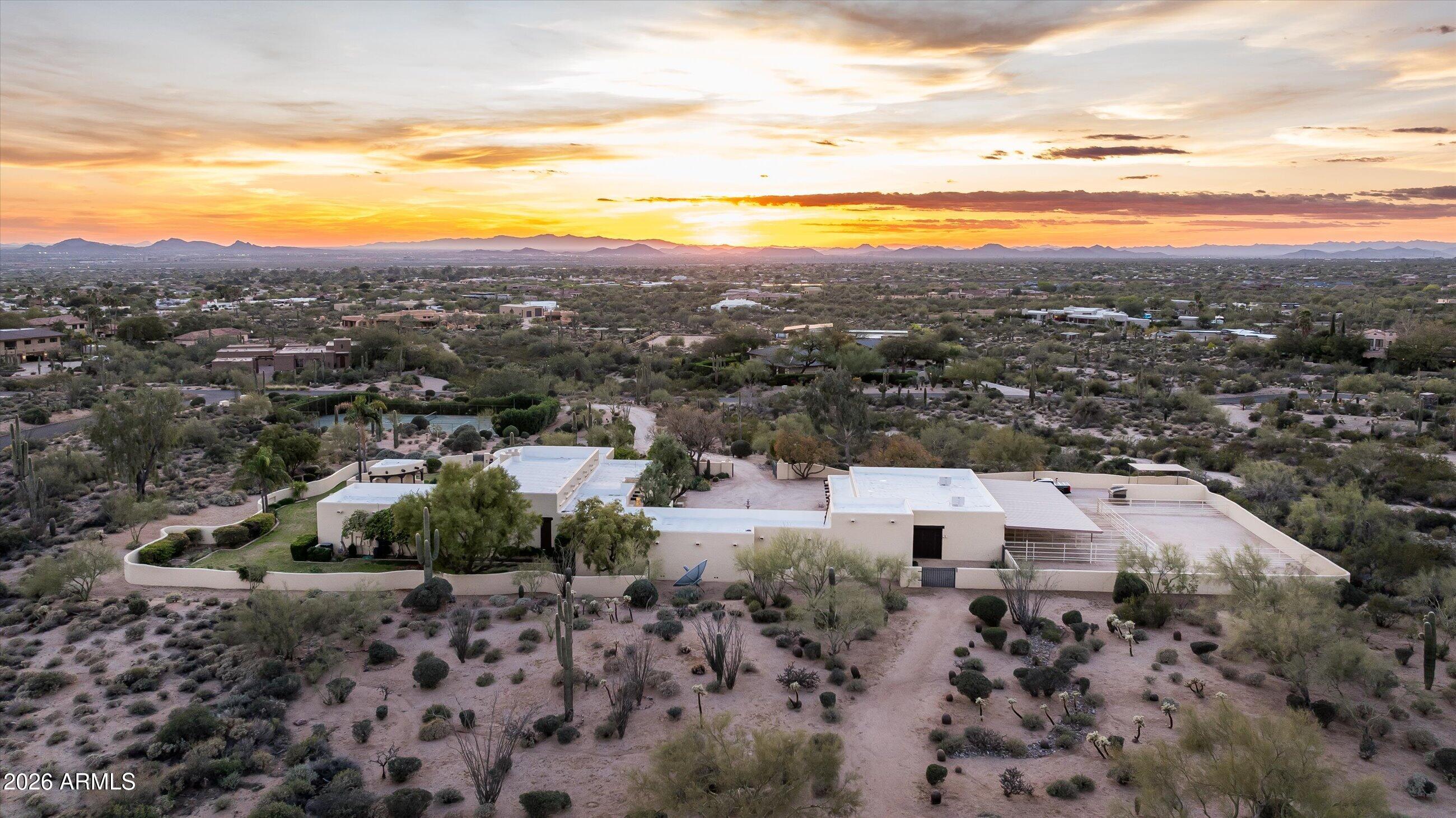 PINNACLE PEAK HEIGHTS - Residential