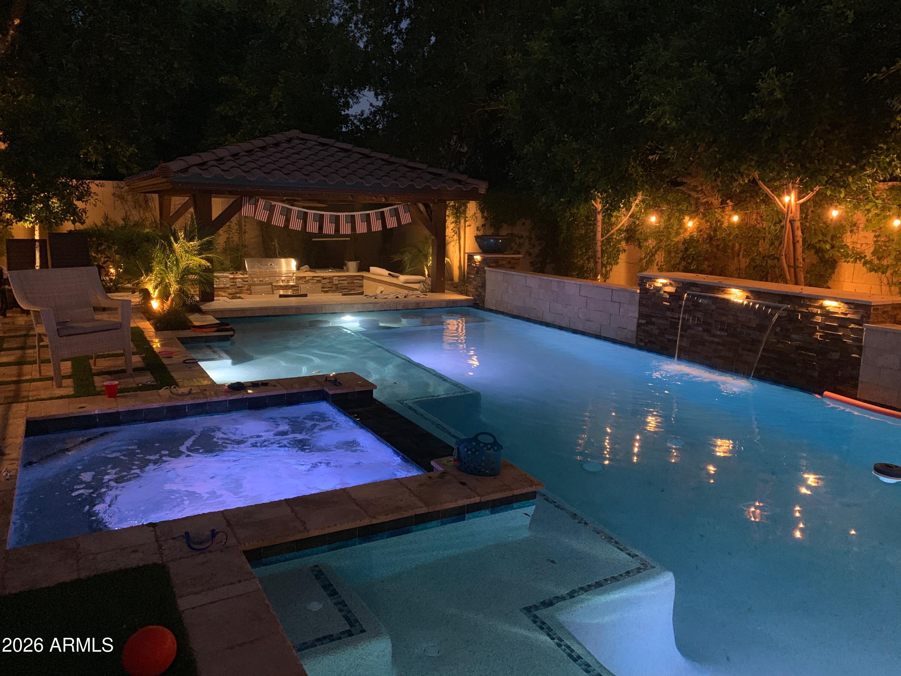 THE ISLANDS-ARTEMINA - Residential