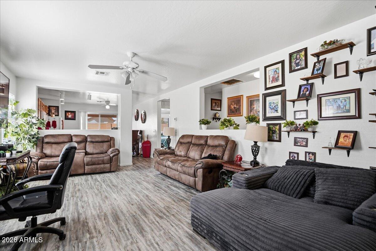 RIO DEL REY UNIT 2 - Residential