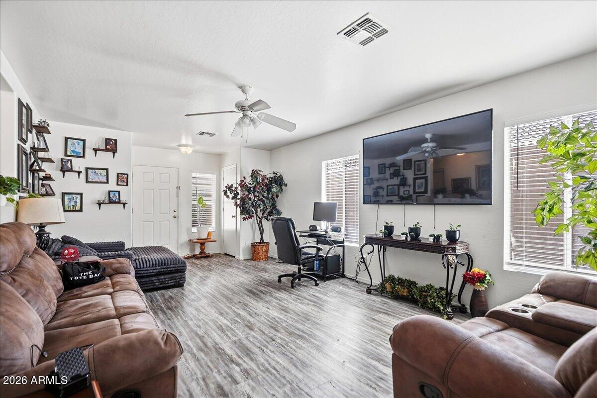 RIO DEL REY UNIT 2 - Residential