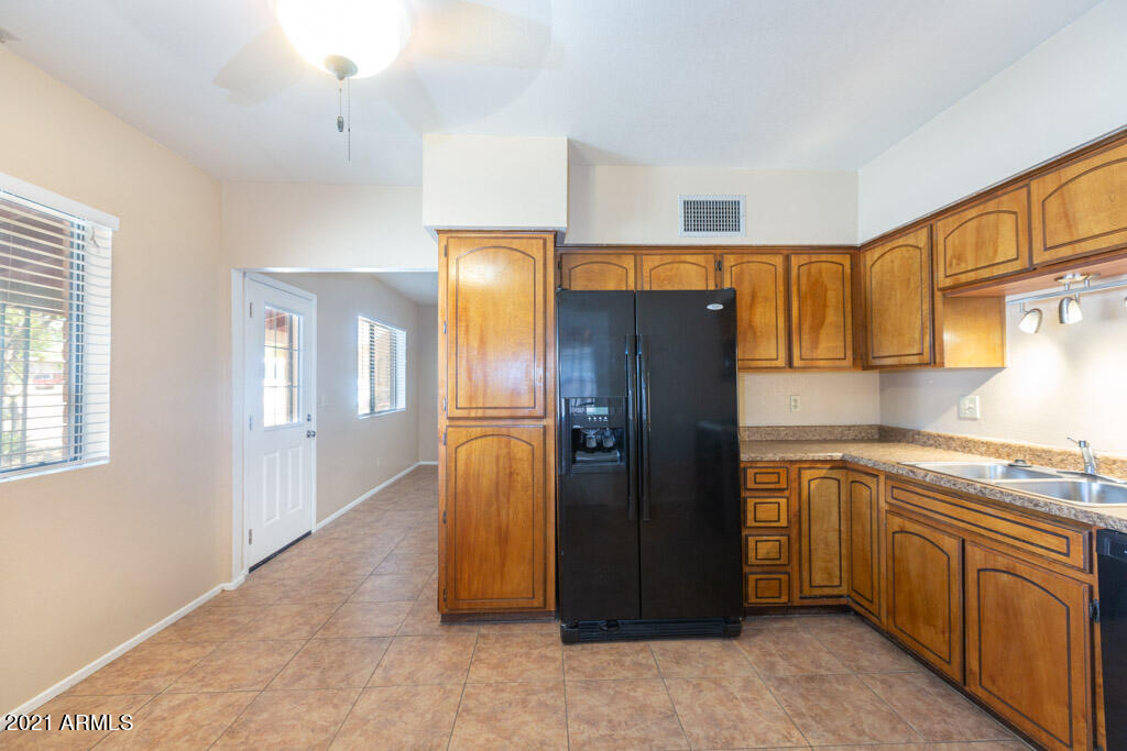 MONTEBELLO - Residential