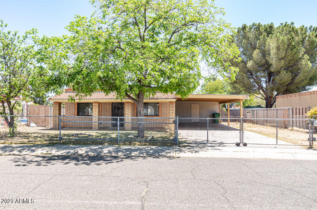 MONTEBELLO - Residential