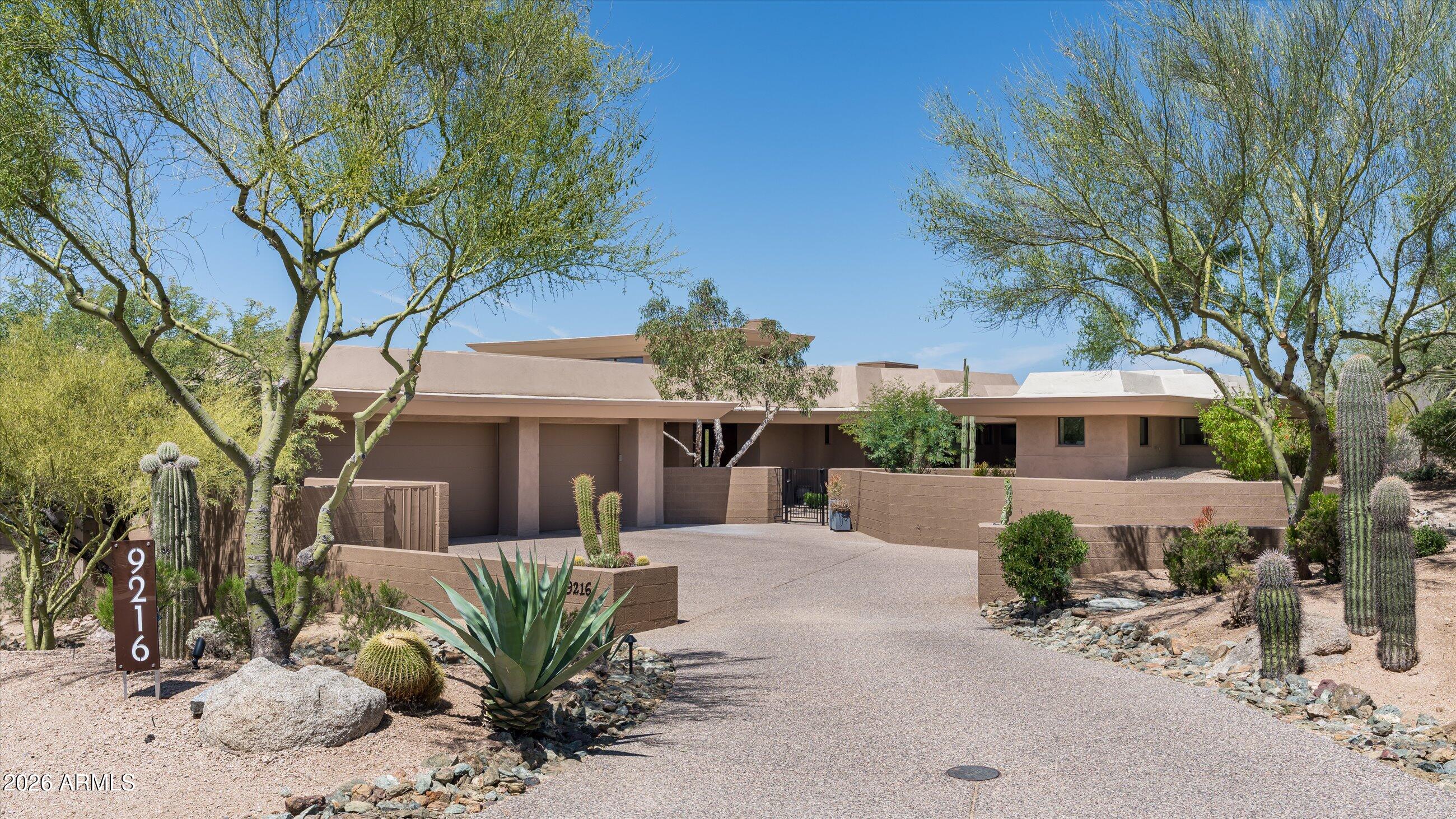DESERT MOUNTAIN - Residential