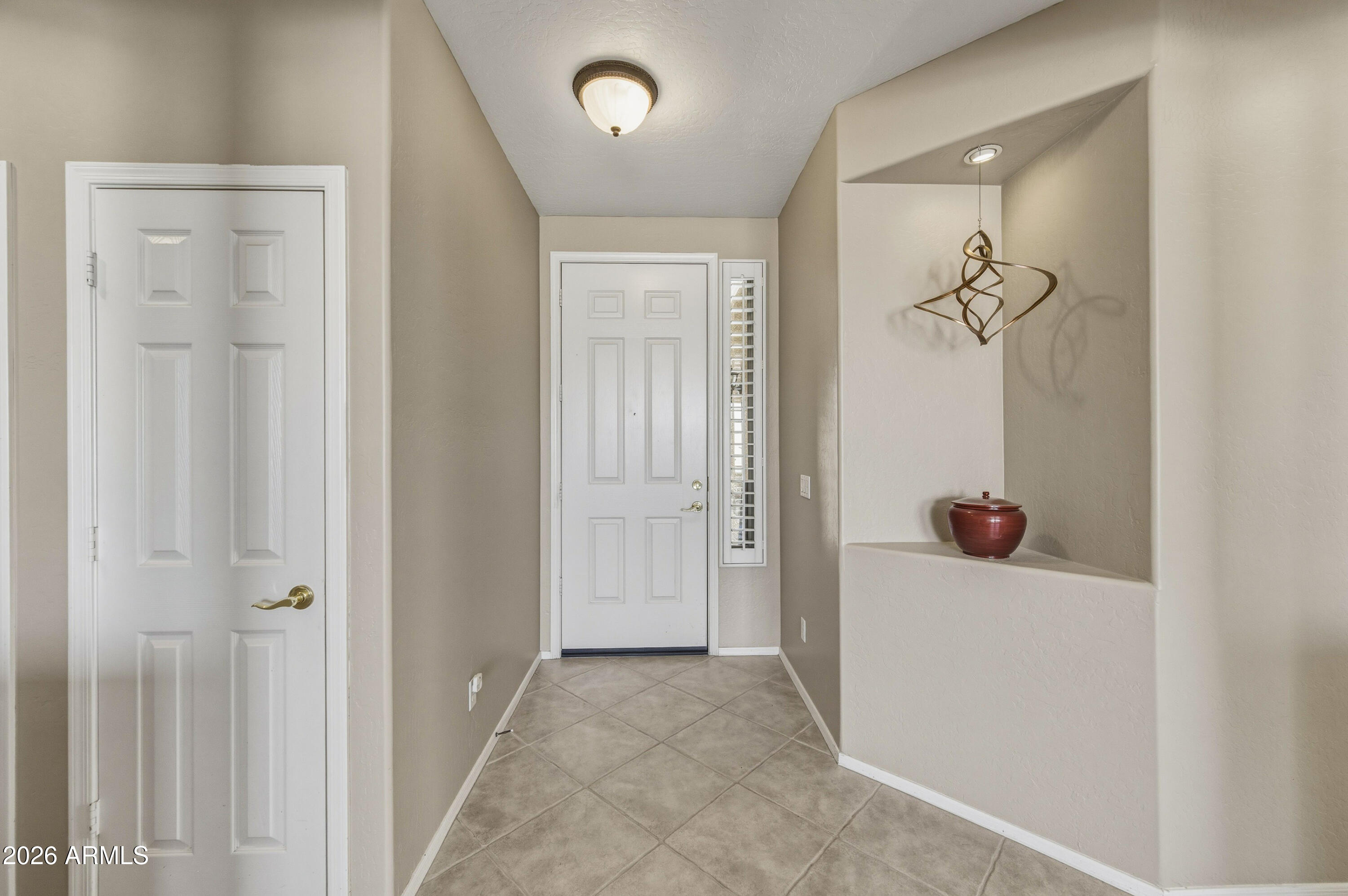 LAS COLINAS - Residential