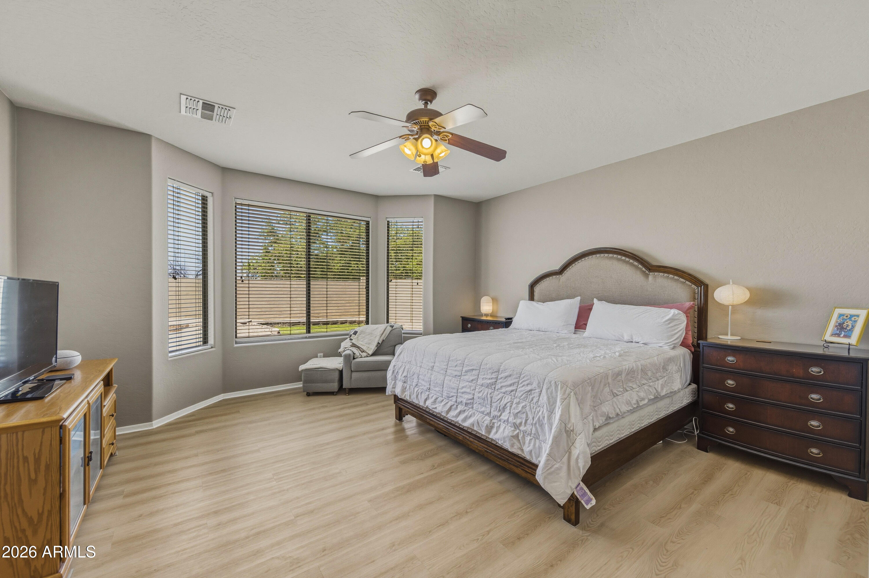 LAS COLINAS - Residential