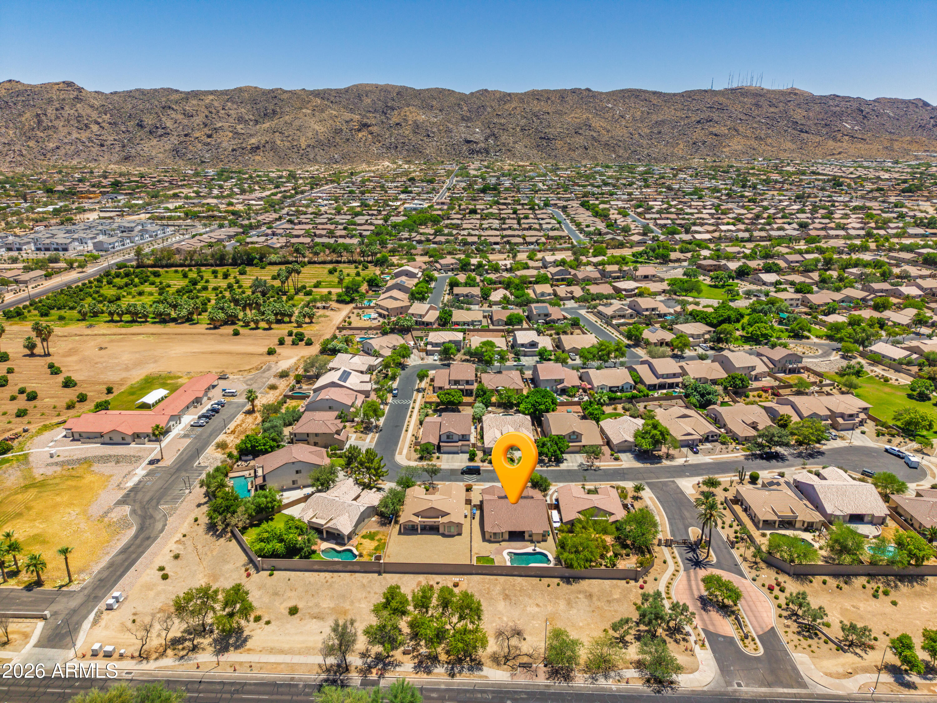 LAS COLINAS - Residential