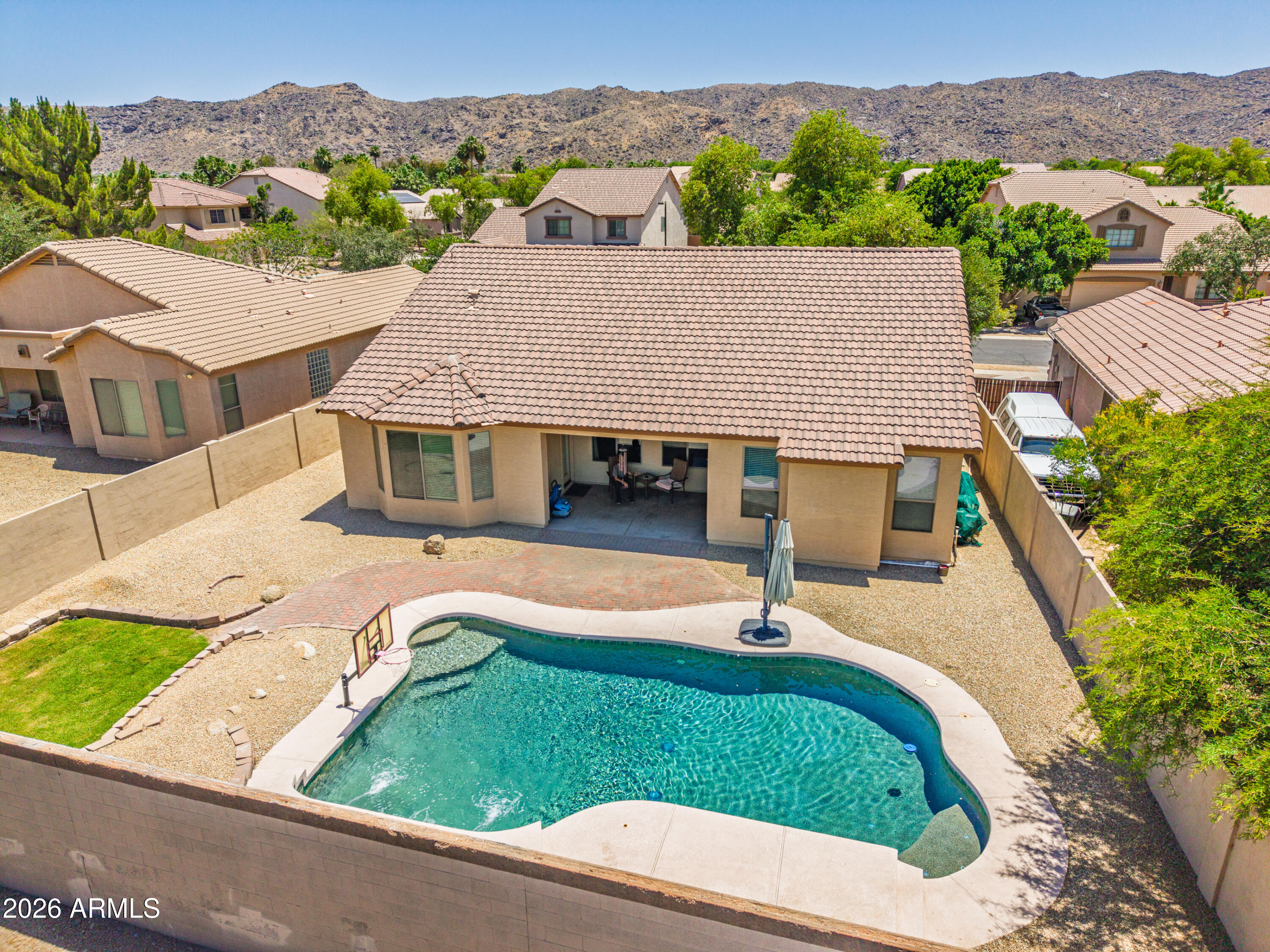 LAS COLINAS - Residential