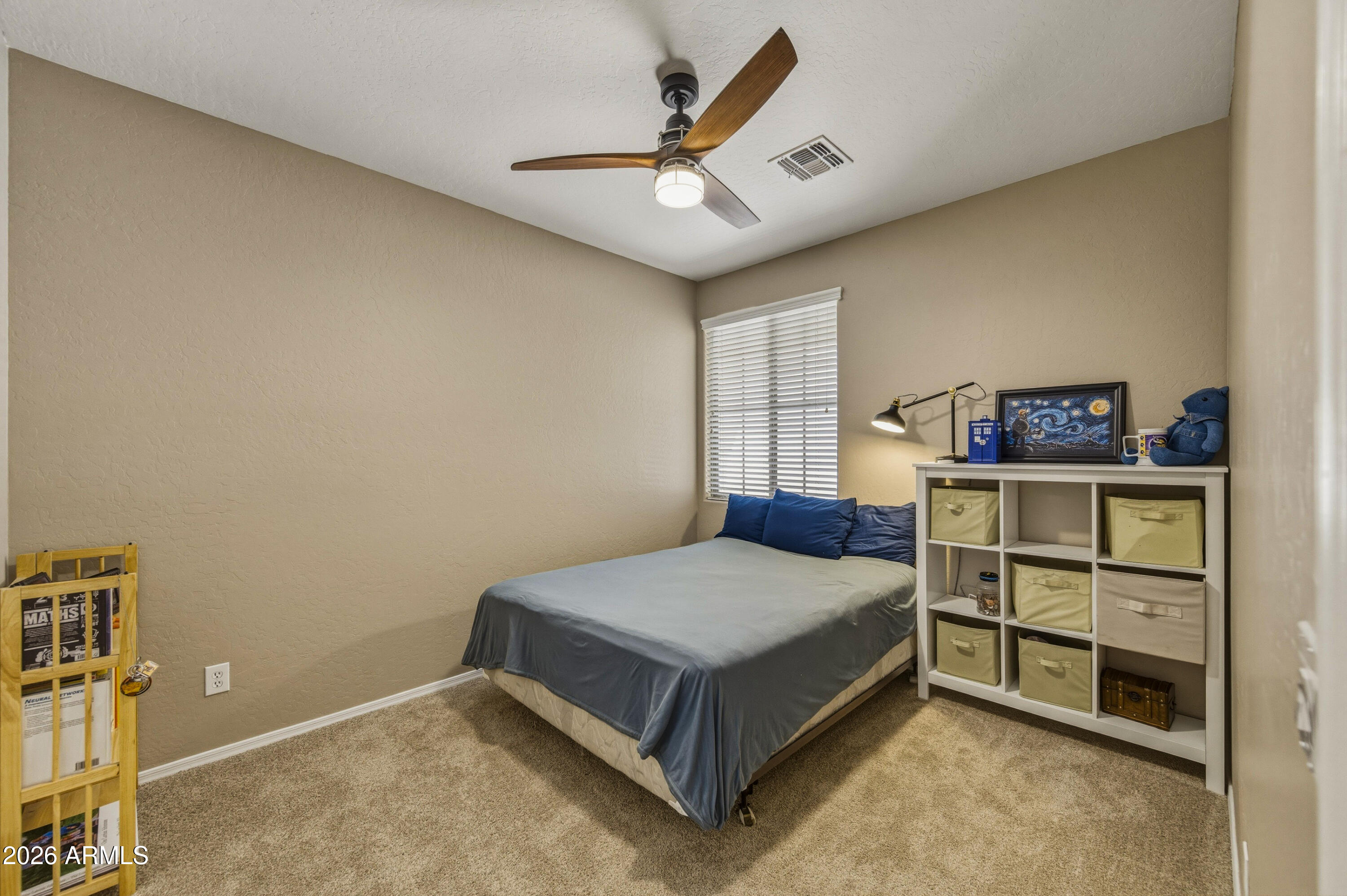 LAS COLINAS - Residential