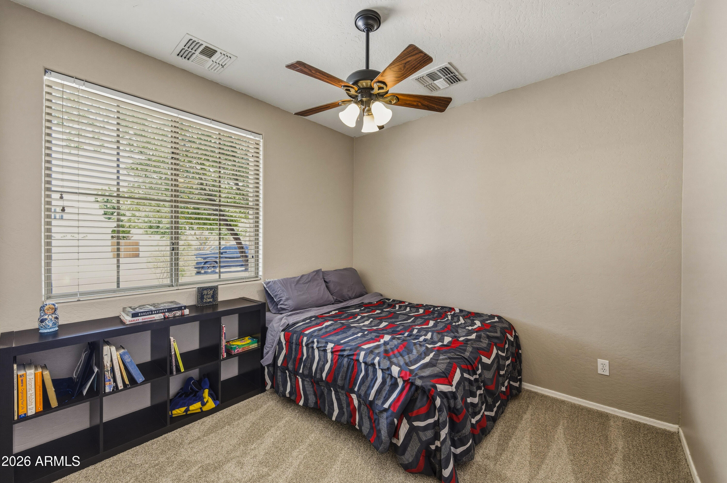 LAS COLINAS - Residential
