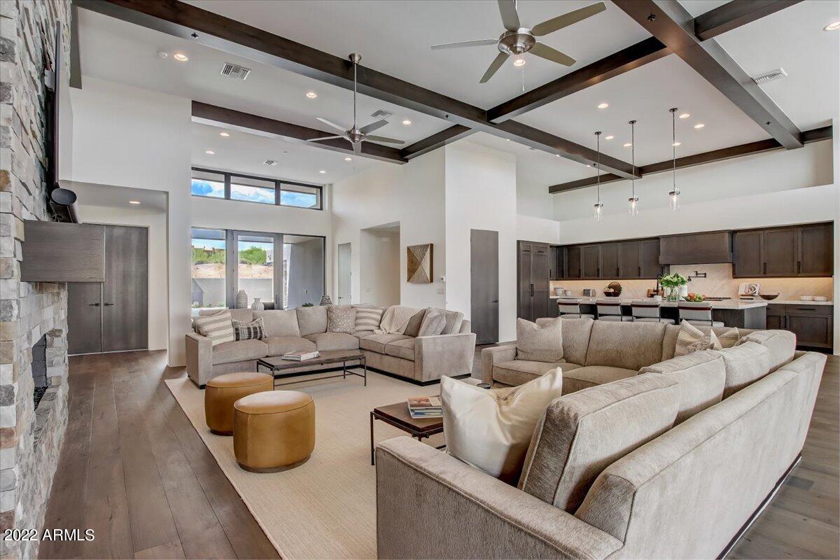 DESERT MOUNTAIN - Residential