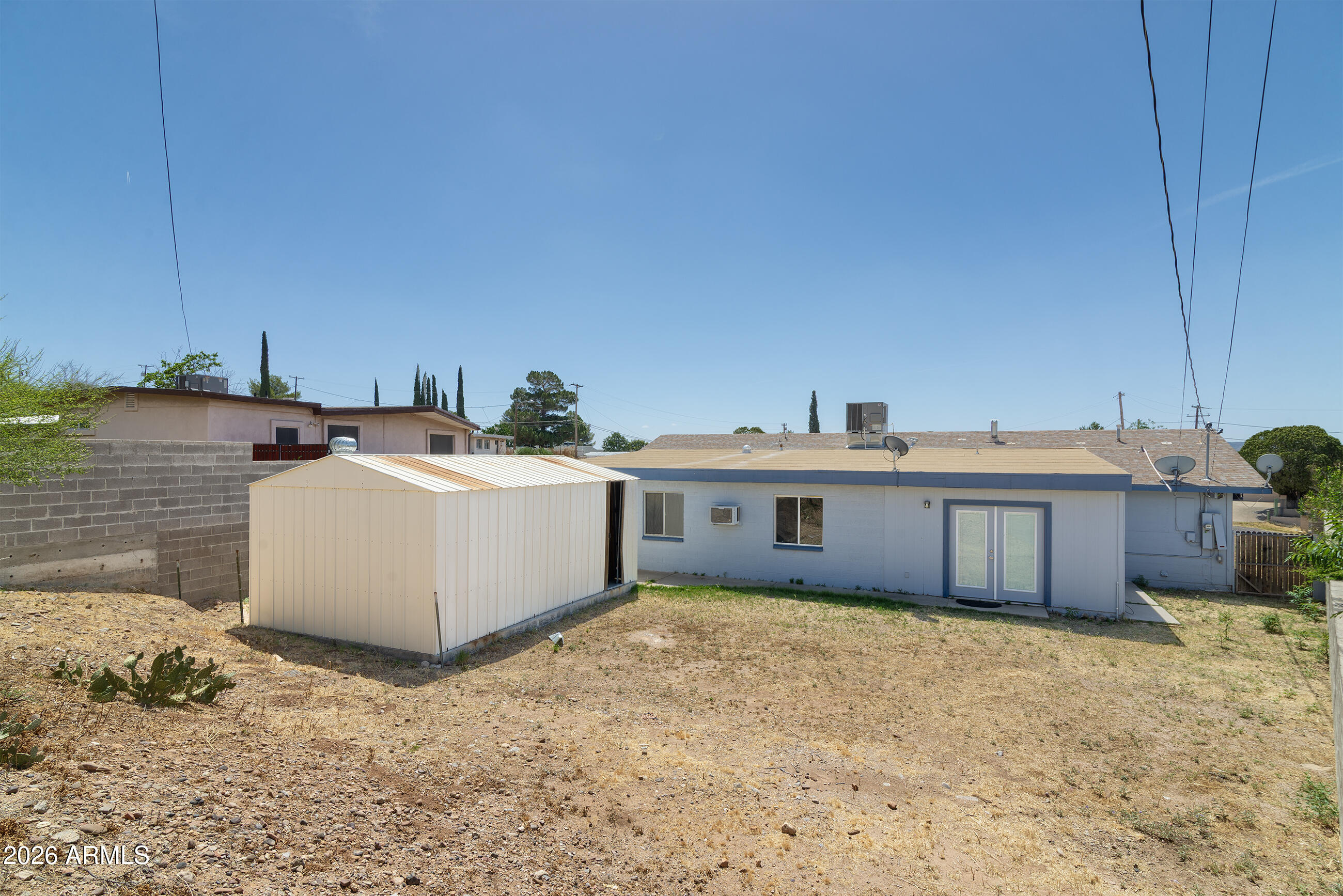 CRESTLINE TERRACE 3 - Residential